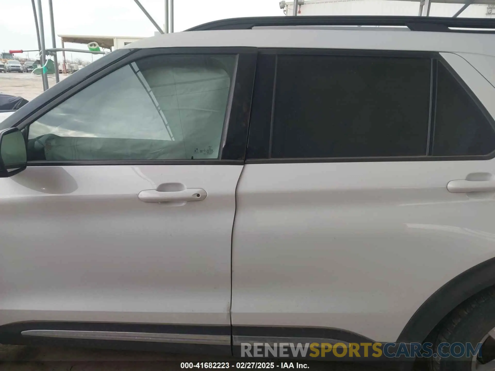 13 Photograph of a damaged car 1FMSK8DH6NGB05251 FORD EXPLORER 2022
