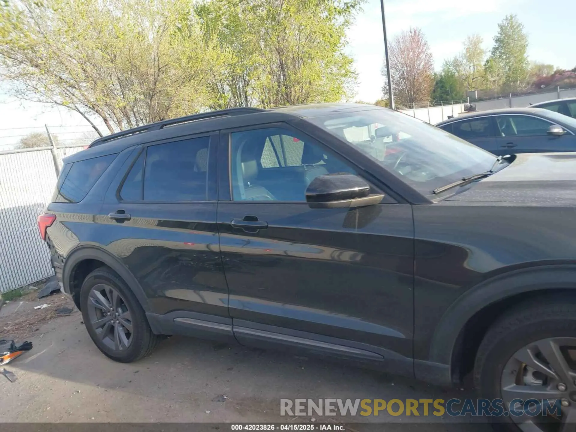 14 Photograph of a damaged car 1FMSK8DH6NGB54613 FORD EXPLORER 2022