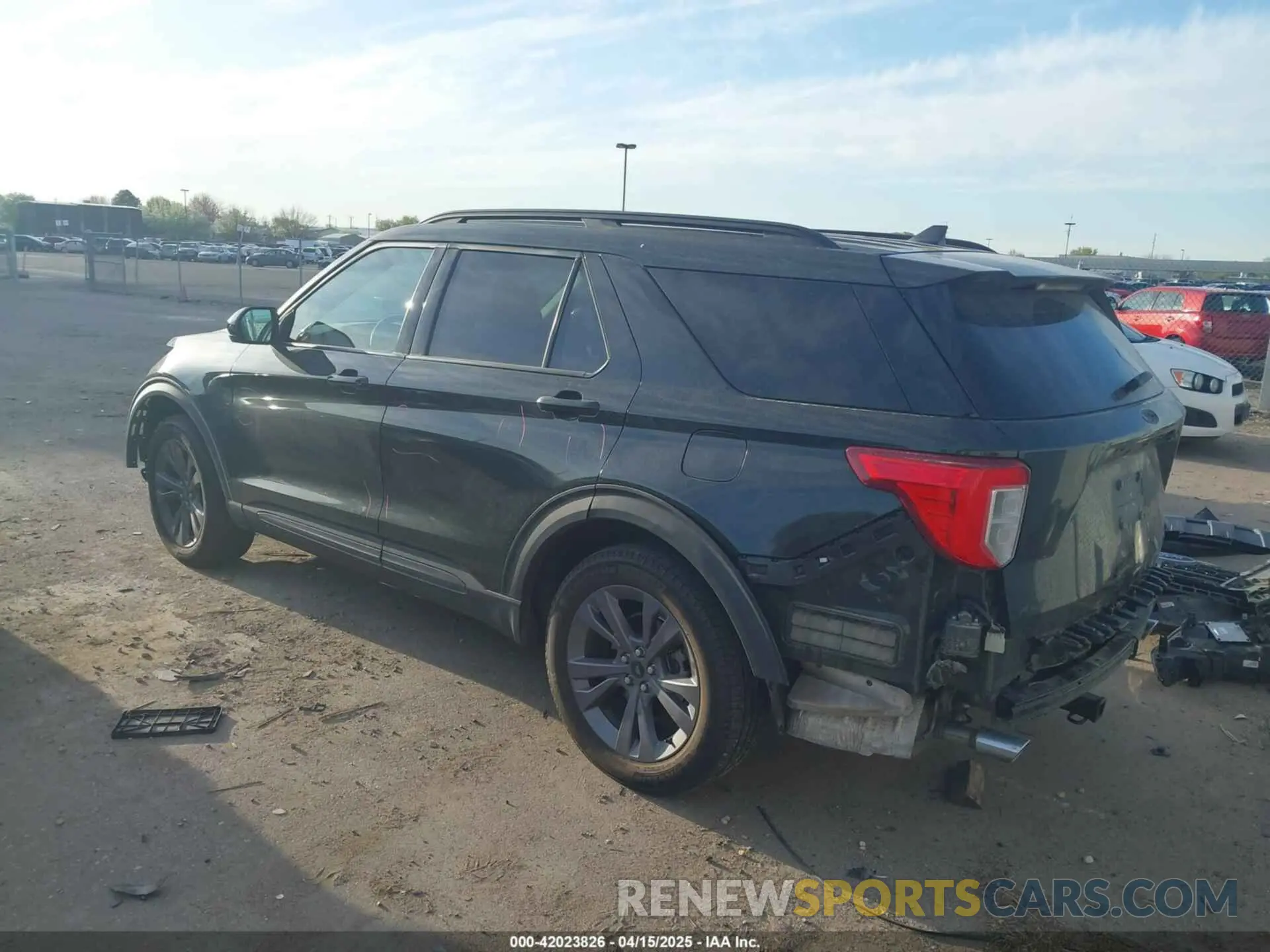 3 Photograph of a damaged car 1FMSK8DH6NGB54613 FORD EXPLORER 2022