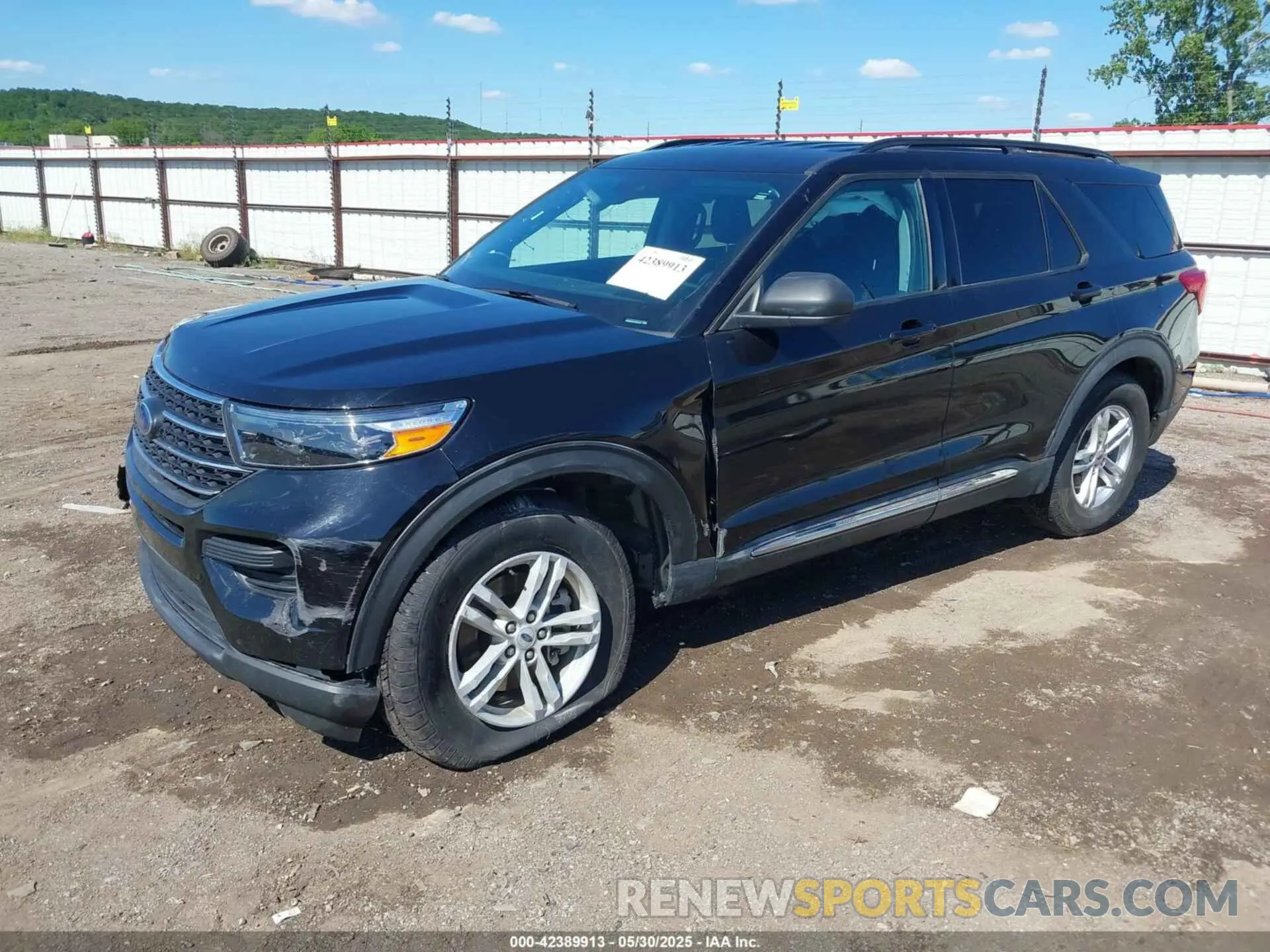 2 Photograph of a damaged car 1FMSK8DH7NGA38403 FORD EXPLORER 2022