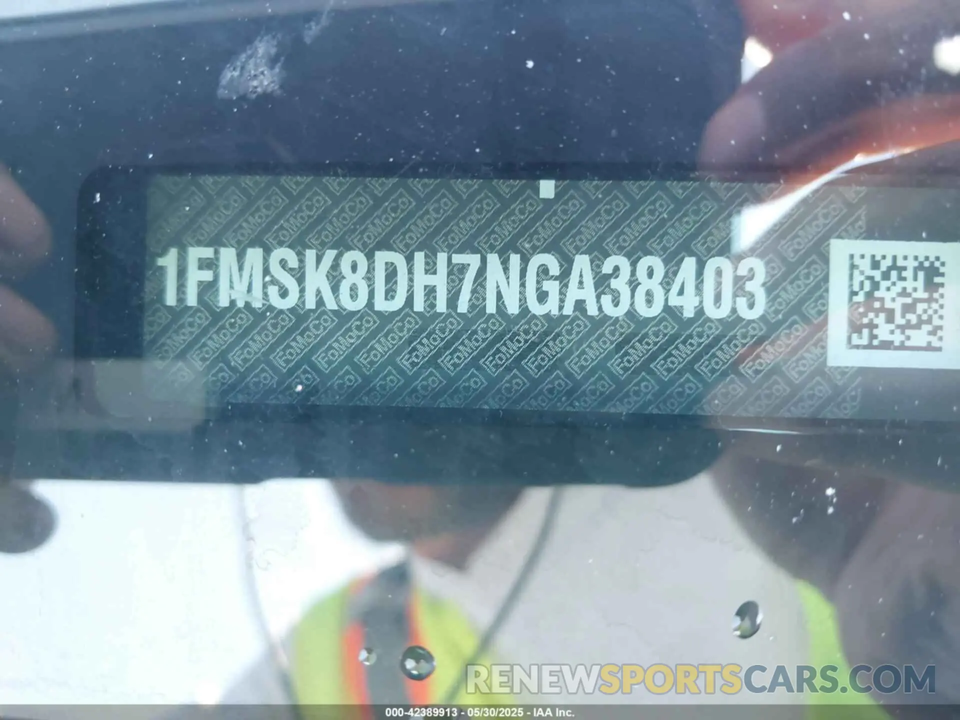9 Photograph of a damaged car 1FMSK8DH7NGA38403 FORD EXPLORER 2022