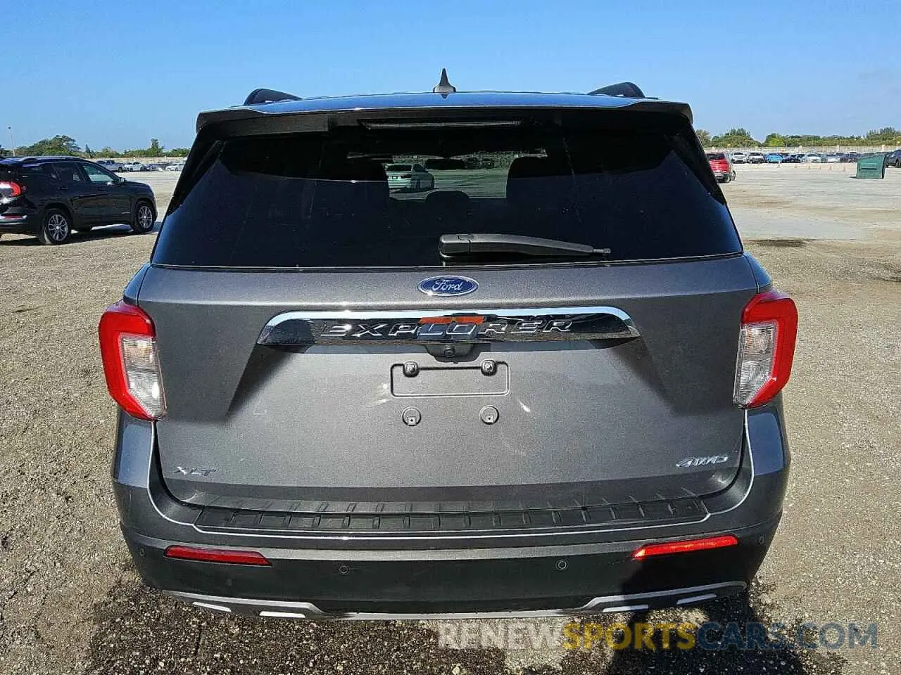 6 Photograph of a damaged car 1FMSK8DH7NGA82496 FORD EXPLORER 2022