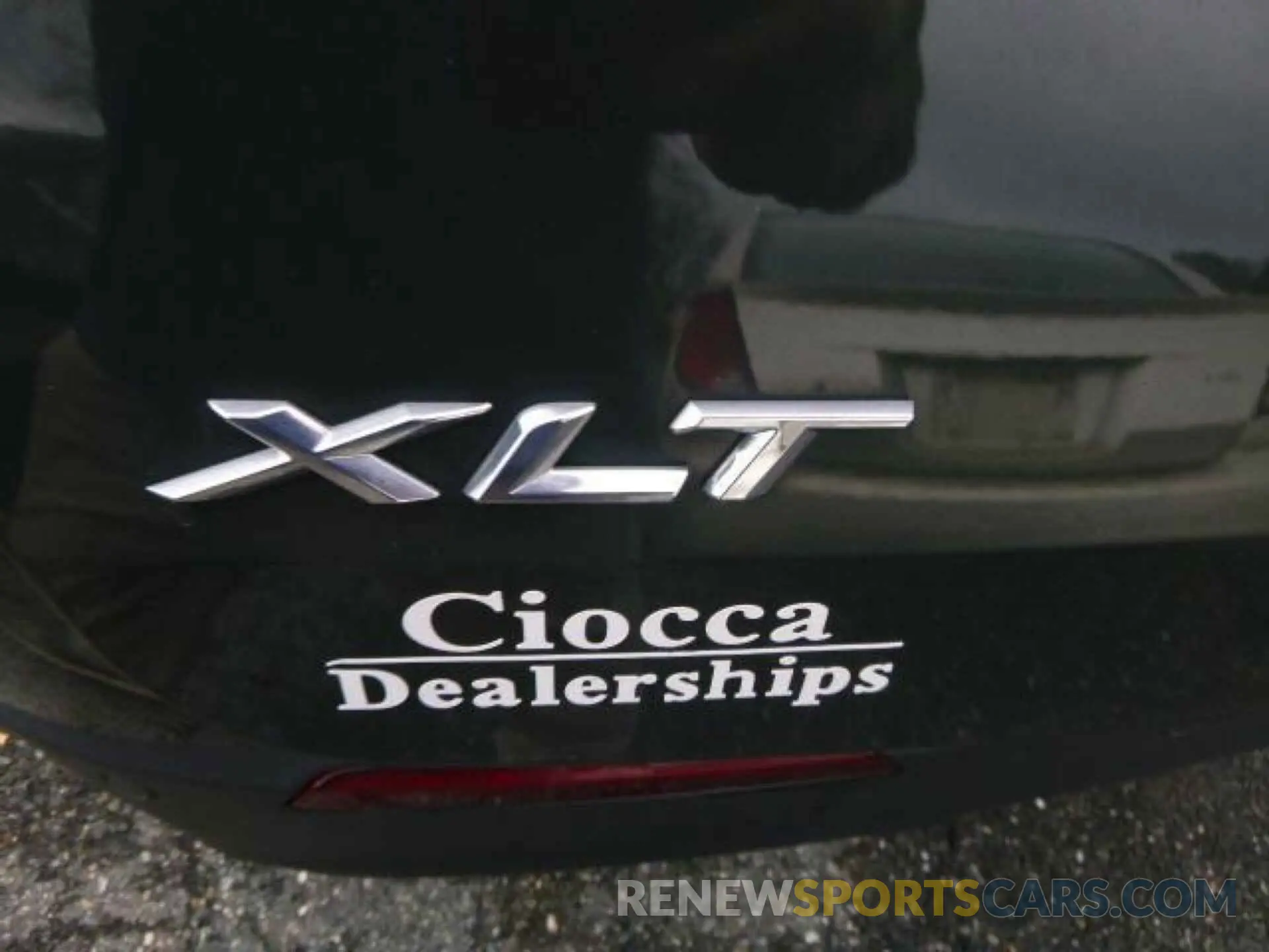 24 Photograph of a damaged car 1FMSK8DH8NGA60622 FORD EXPLORER 2022