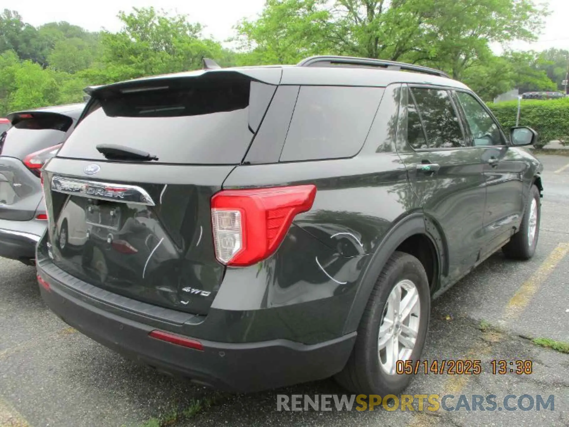 3 Photograph of a damaged car 1FMSK8DH8NGA60622 FORD EXPLORER 2022