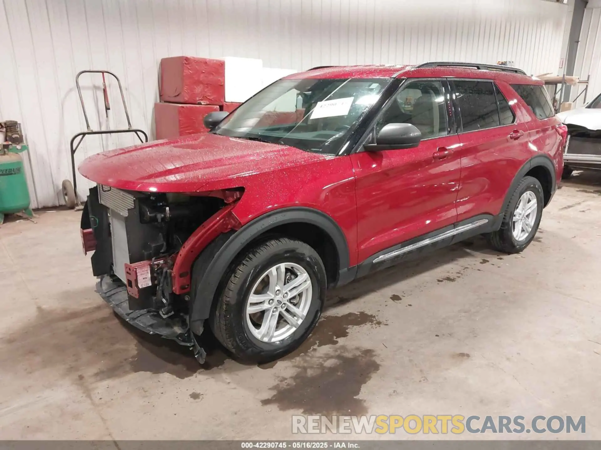 2 Photograph of a damaged car 1FMSK8DH8NGB74555 FORD EXPLORER 2022
