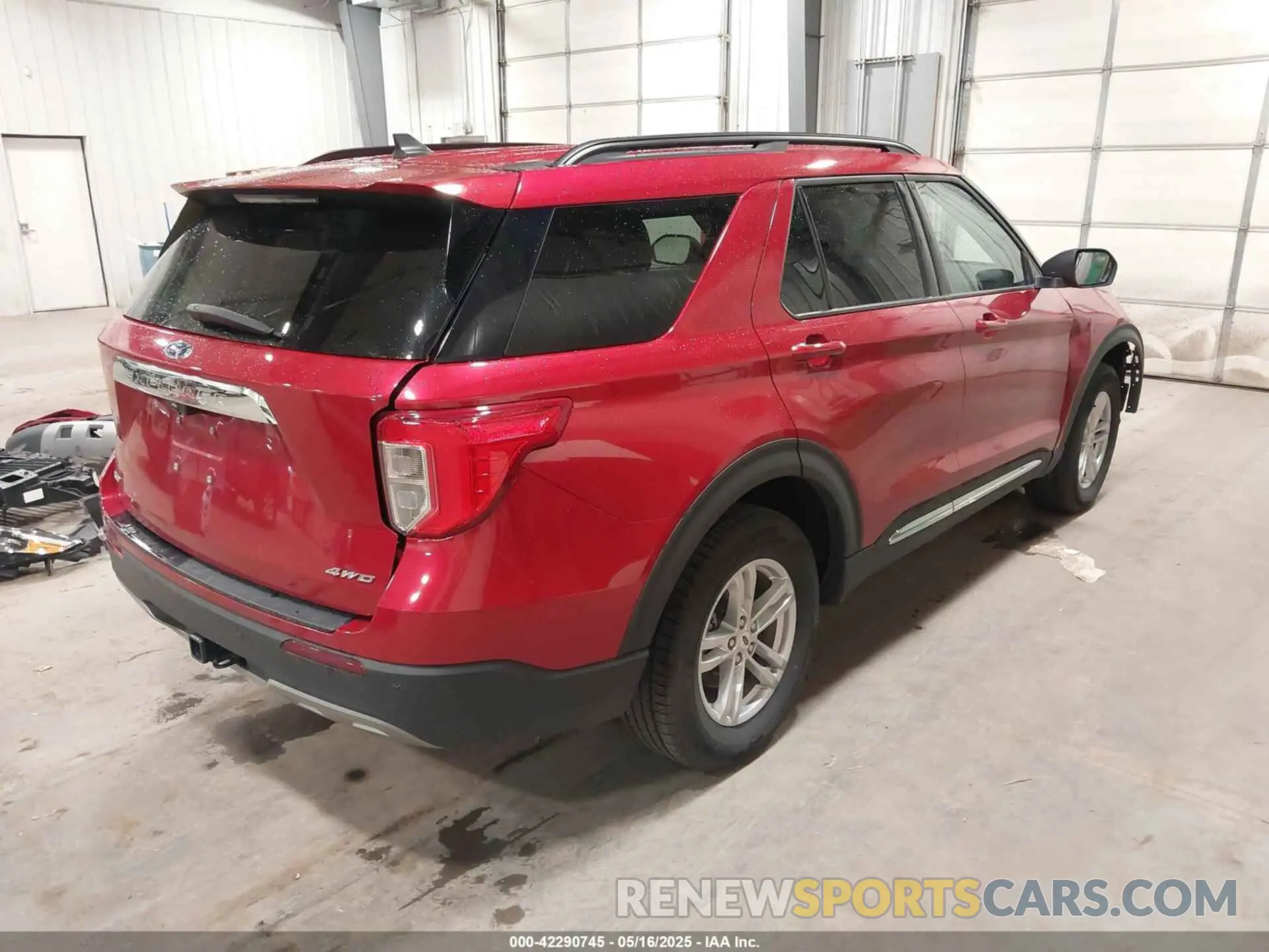 4 Photograph of a damaged car 1FMSK8DH8NGB74555 FORD EXPLORER 2022