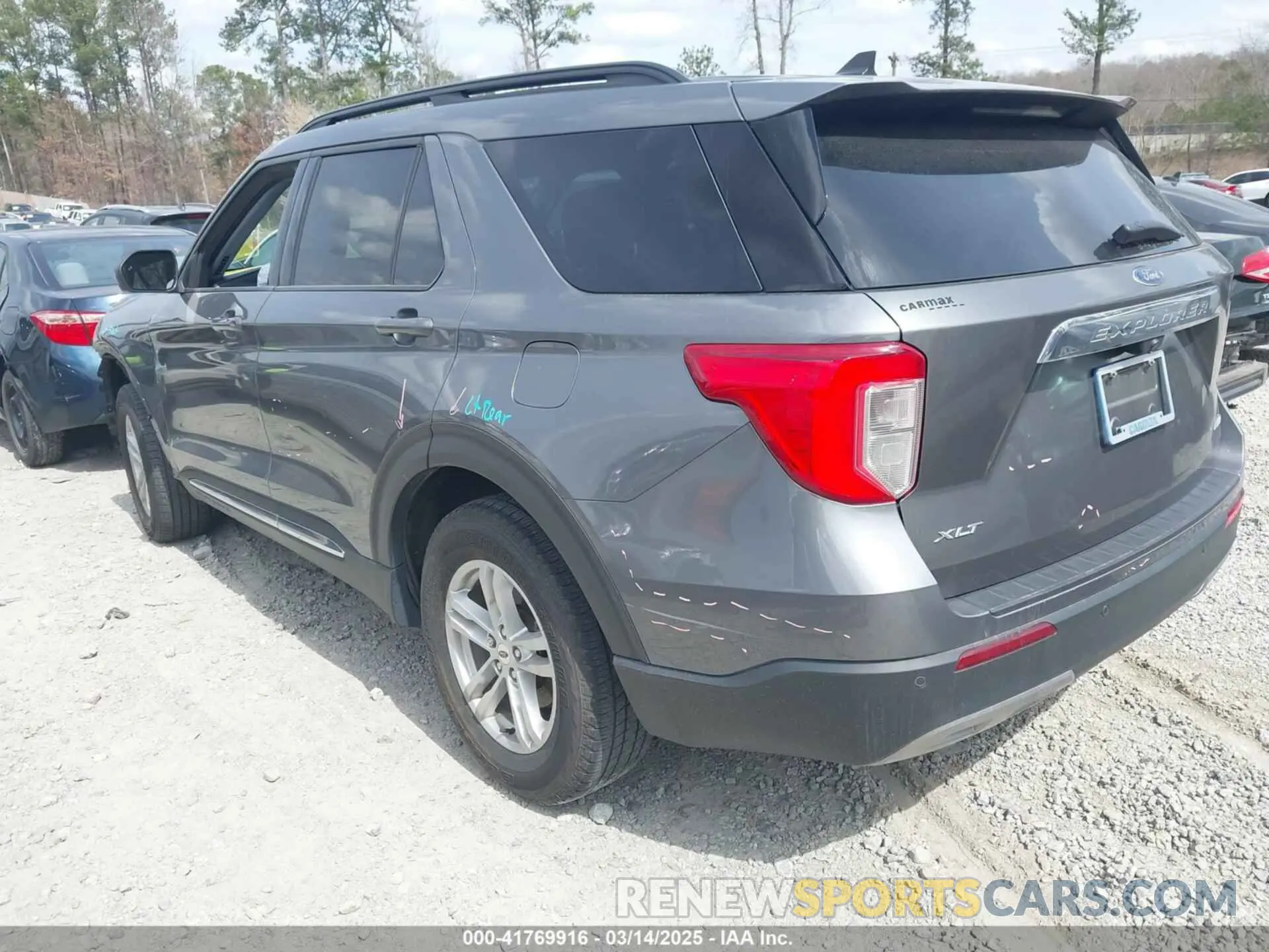 3 Photograph of a damaged car 1FMSK8DH9NGA23286 FORD EXPLORER 2022