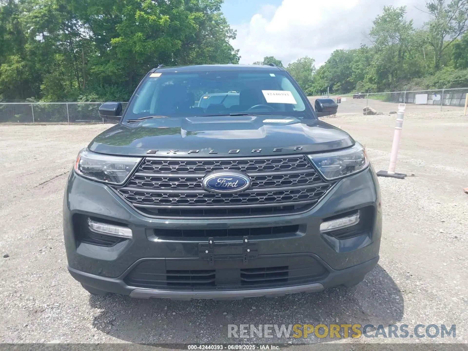 13 Photograph of a damaged car 1FMSK8DH9NGA27998 FORD EXPLORER 2022