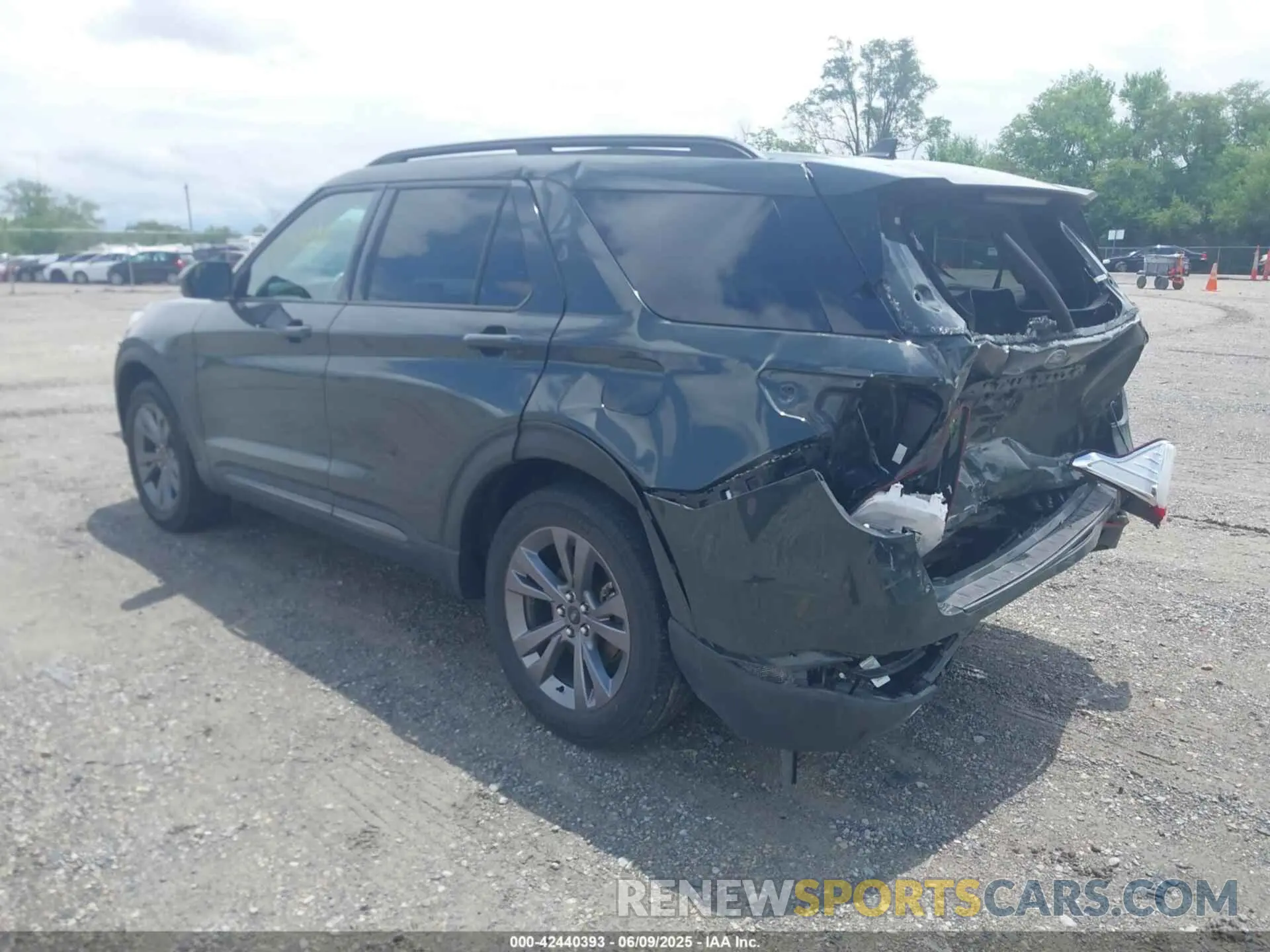 3 Photograph of a damaged car 1FMSK8DH9NGA27998 FORD EXPLORER 2022