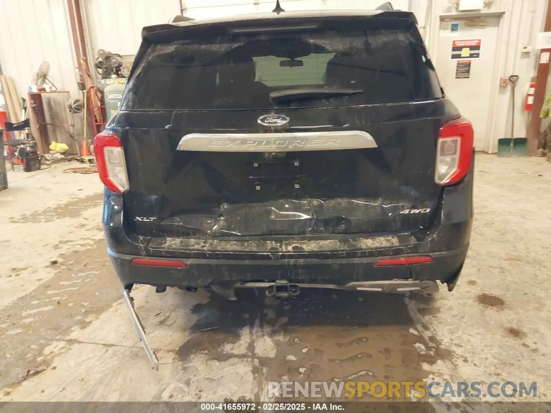 6 Photograph of a damaged car 1FMSK8DH9NGA31582 FORD EXPLORER 2022