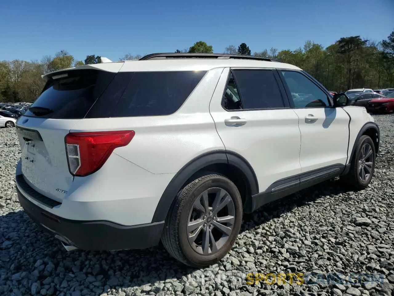 3 Photograph of a damaged car 1FMSK8DH9NGB82194 FORD EXPLORER 2022