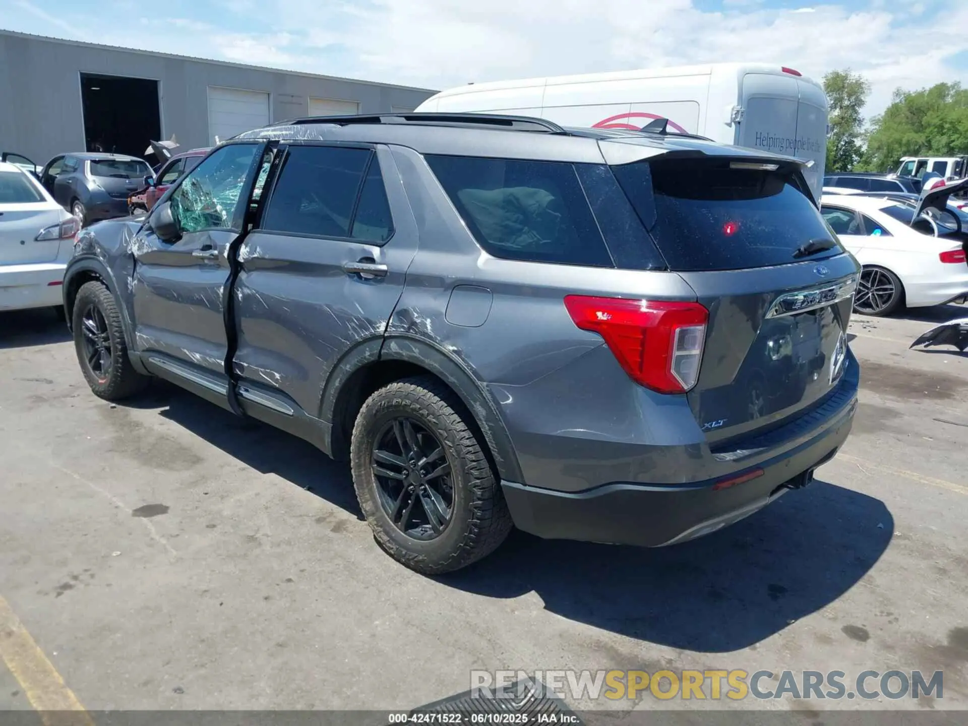 3 Photograph of a damaged car 1FMSK8DHXNGA31414 FORD EXPLORER 2022