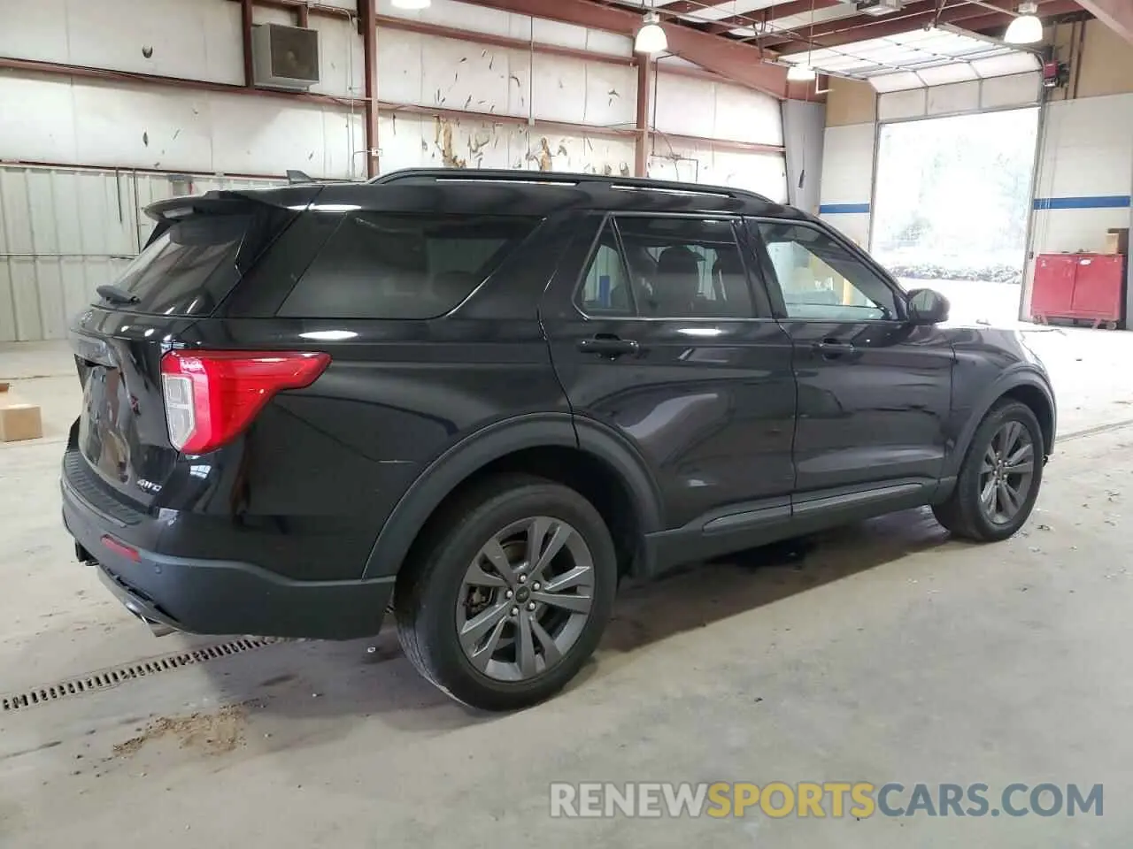 3 Photograph of a damaged car 1FMSK8DHXNGA70746 FORD EXPLORER 2022