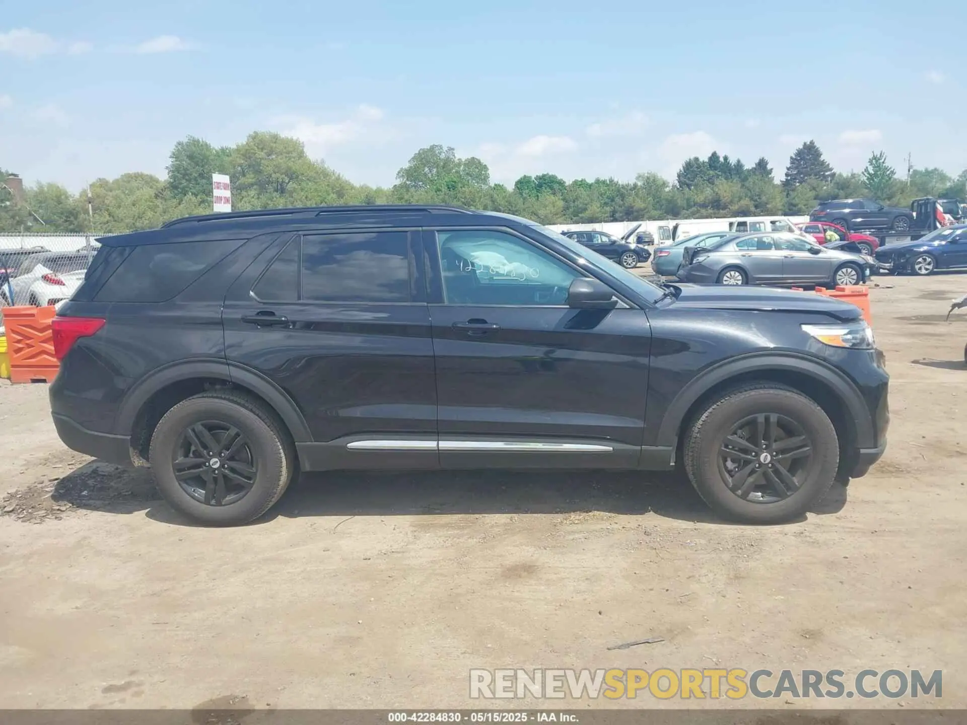 14 Photograph of a damaged car 1FMSK8DHXNGB24563 FORD EXPLORER 2022