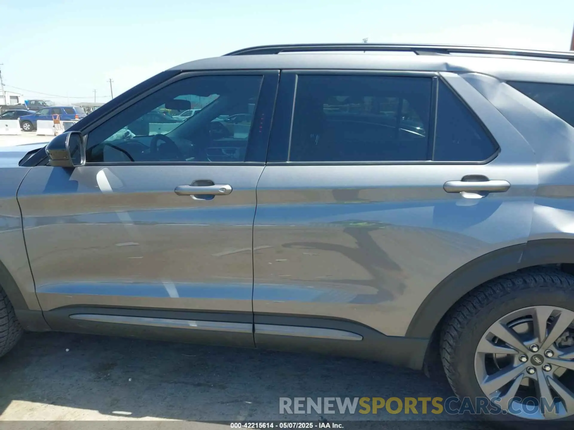 14 Photograph of a damaged car 1FMSK8DHXNGB42738 FORD EXPLORER 2022