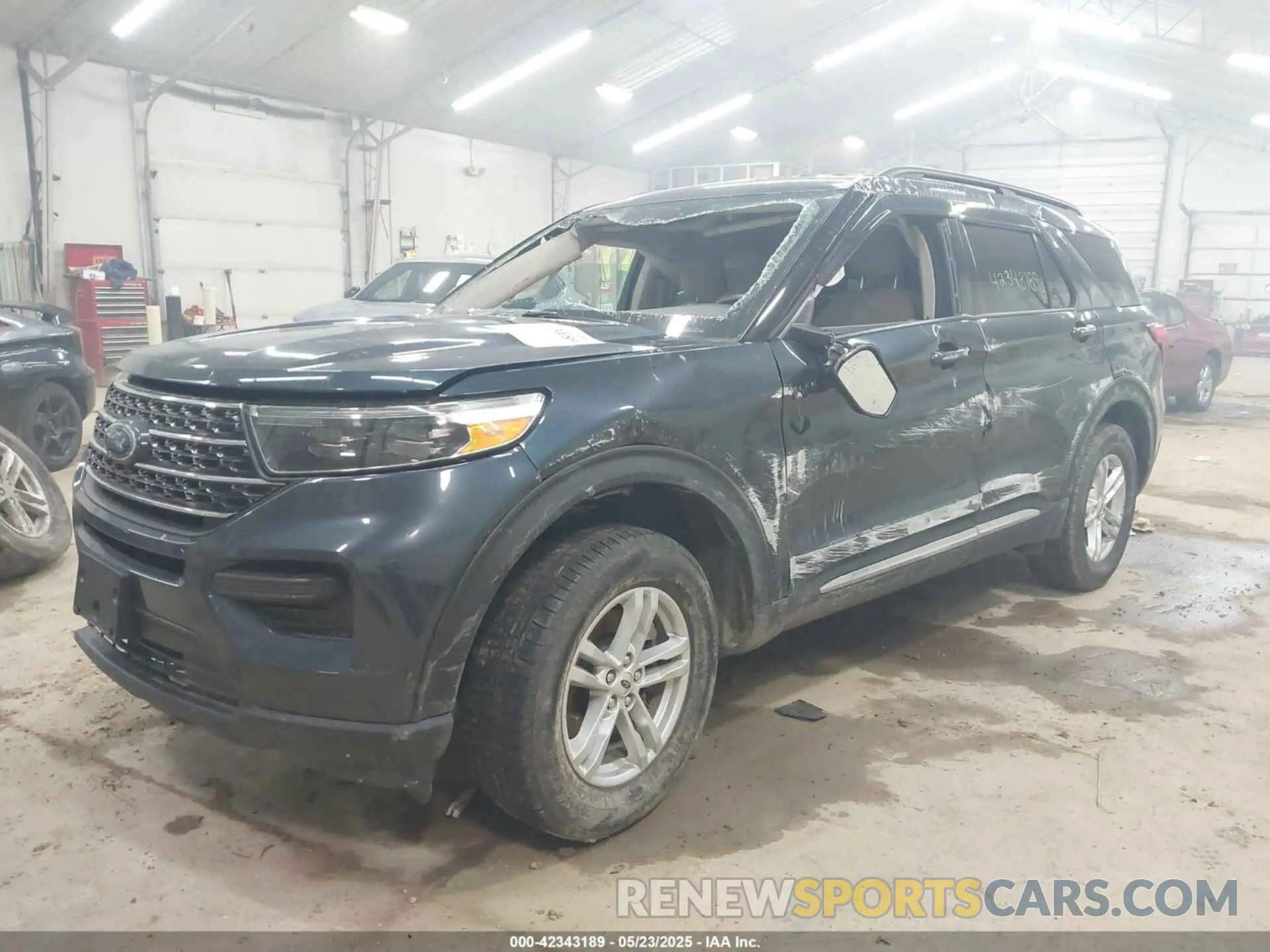2 Photograph of a damaged car 1FMSK8DHXNGB87162 FORD EXPLORER 2022