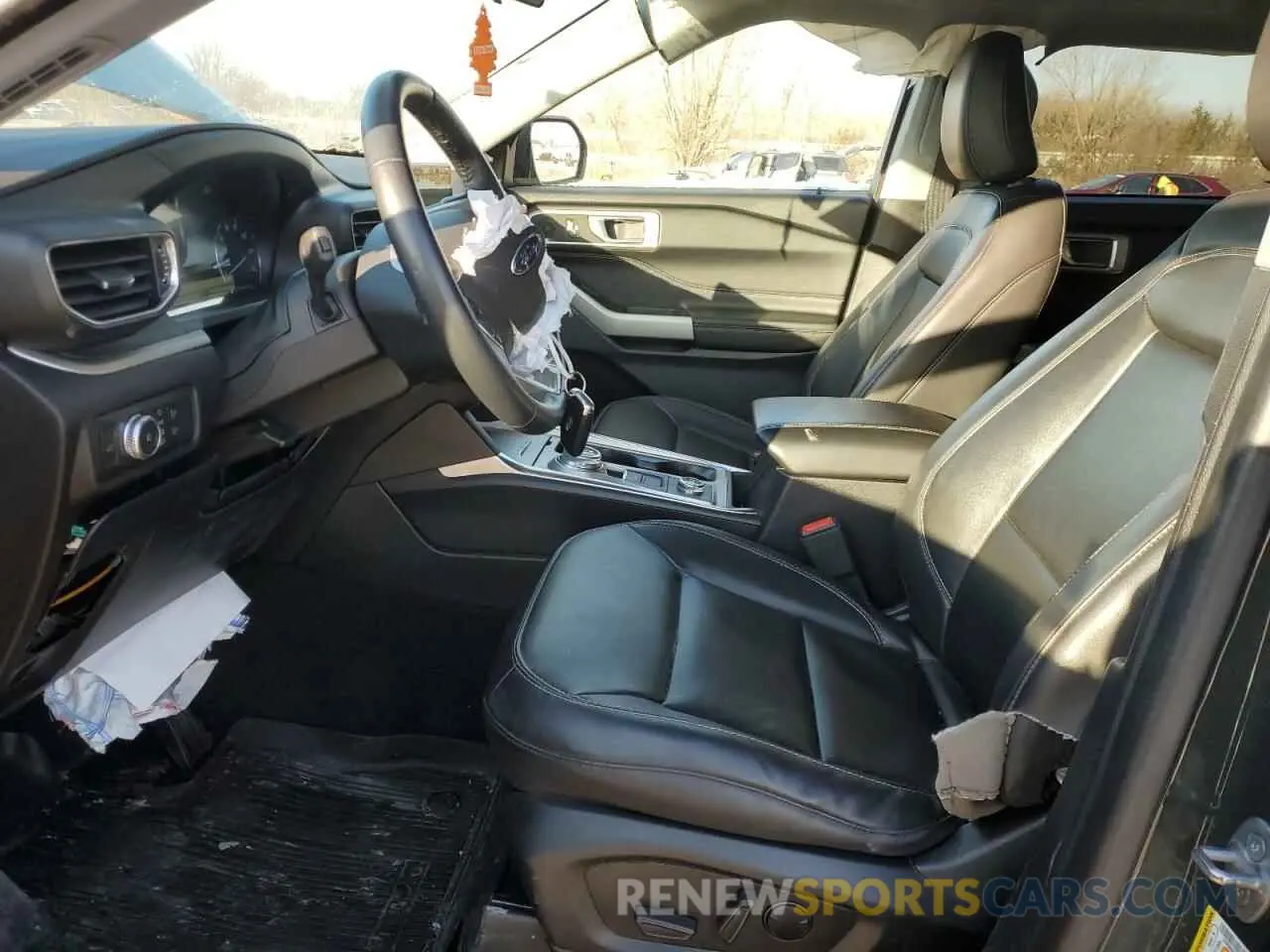 7 Photograph of a damaged car 1FMSK8DHXNGB96329 FORD EXPLORER 2022