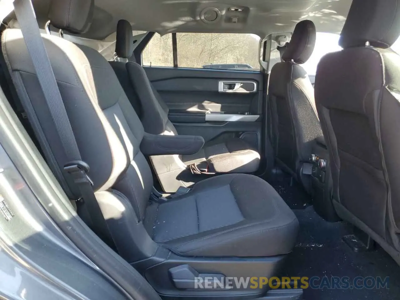 12 Photograph of a damaged car 1FMSK8DHXNGC38997 FORD EXPLORER 2022