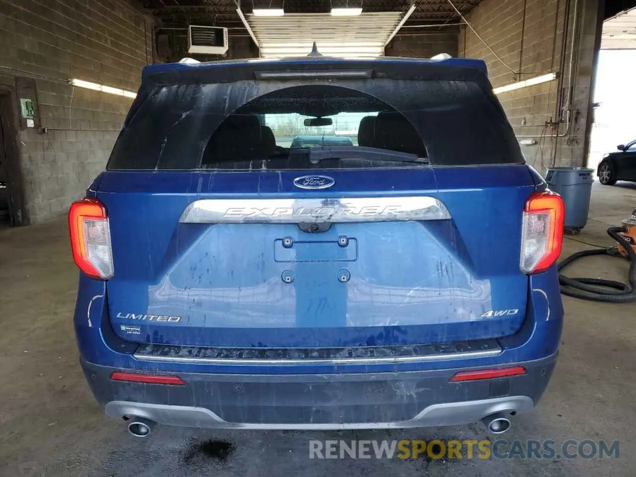6 Photograph of a damaged car 1FMSK8FH2NGA95508 FORD EXPLORER 2022