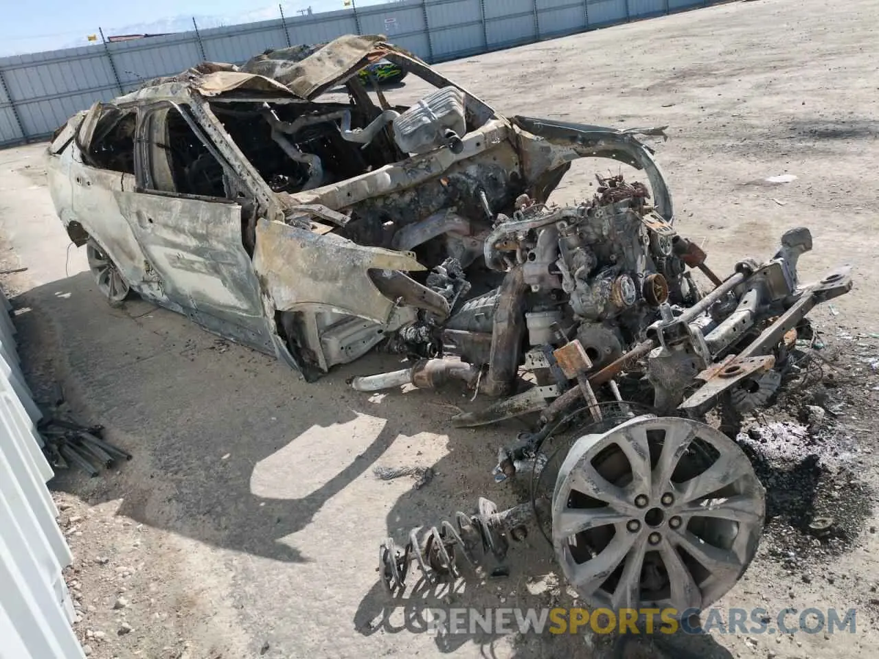 4 Photograph of a damaged car 1FMSK8FH2NGB06829 FORD EXPLORER 2022