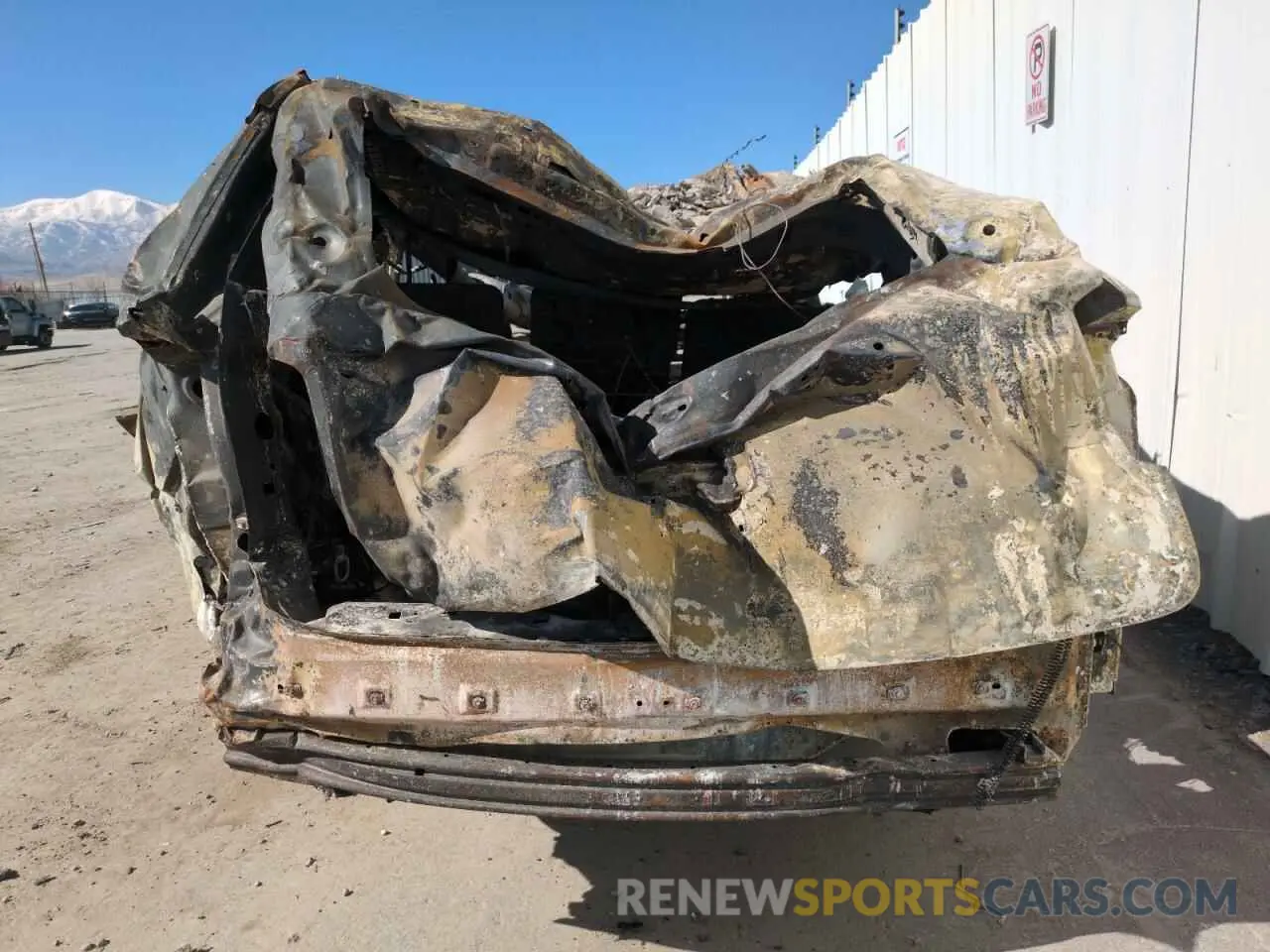 6 Photograph of a damaged car 1FMSK8FH2NGB06829 FORD EXPLORER 2022