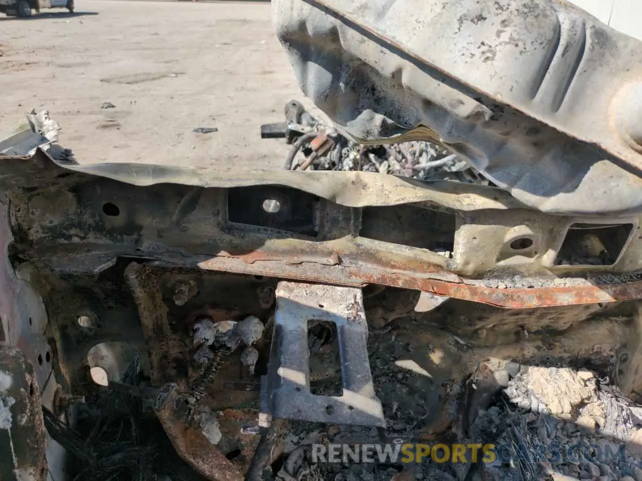 9 Photograph of a damaged car 1FMSK8FH2NGB06829 FORD EXPLORER 2022