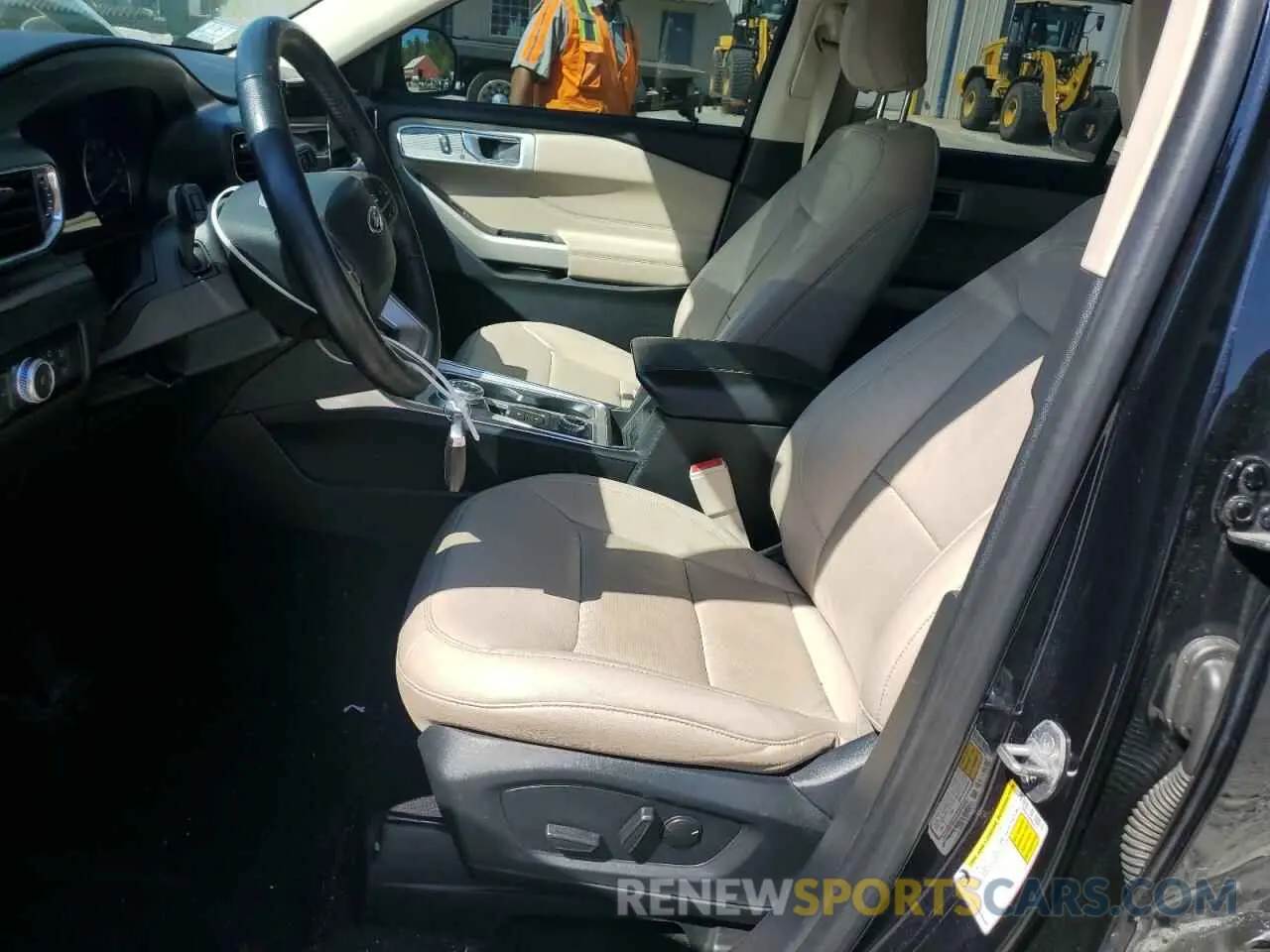 7 Photograph of a damaged car 1FMSK8FH4NGA52157 FORD EXPLORER 2022