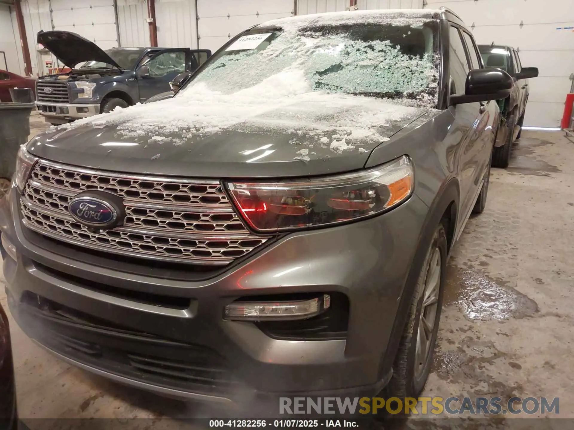 13 Photograph of a damaged car 1FMSK8FH6NGA44738 FORD EXPLORER 2022
