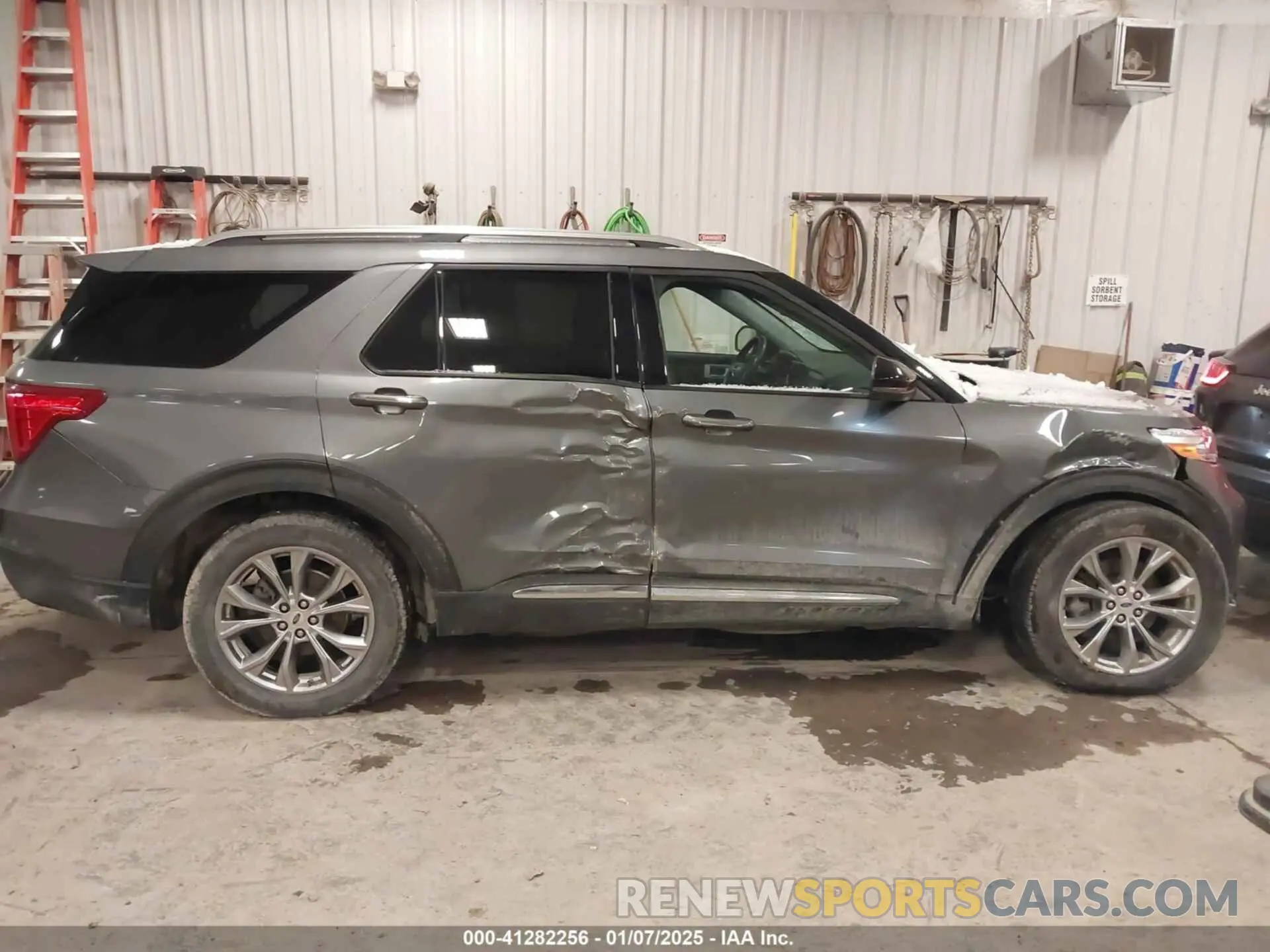 14 Photograph of a damaged car 1FMSK8FH6NGA44738 FORD EXPLORER 2022