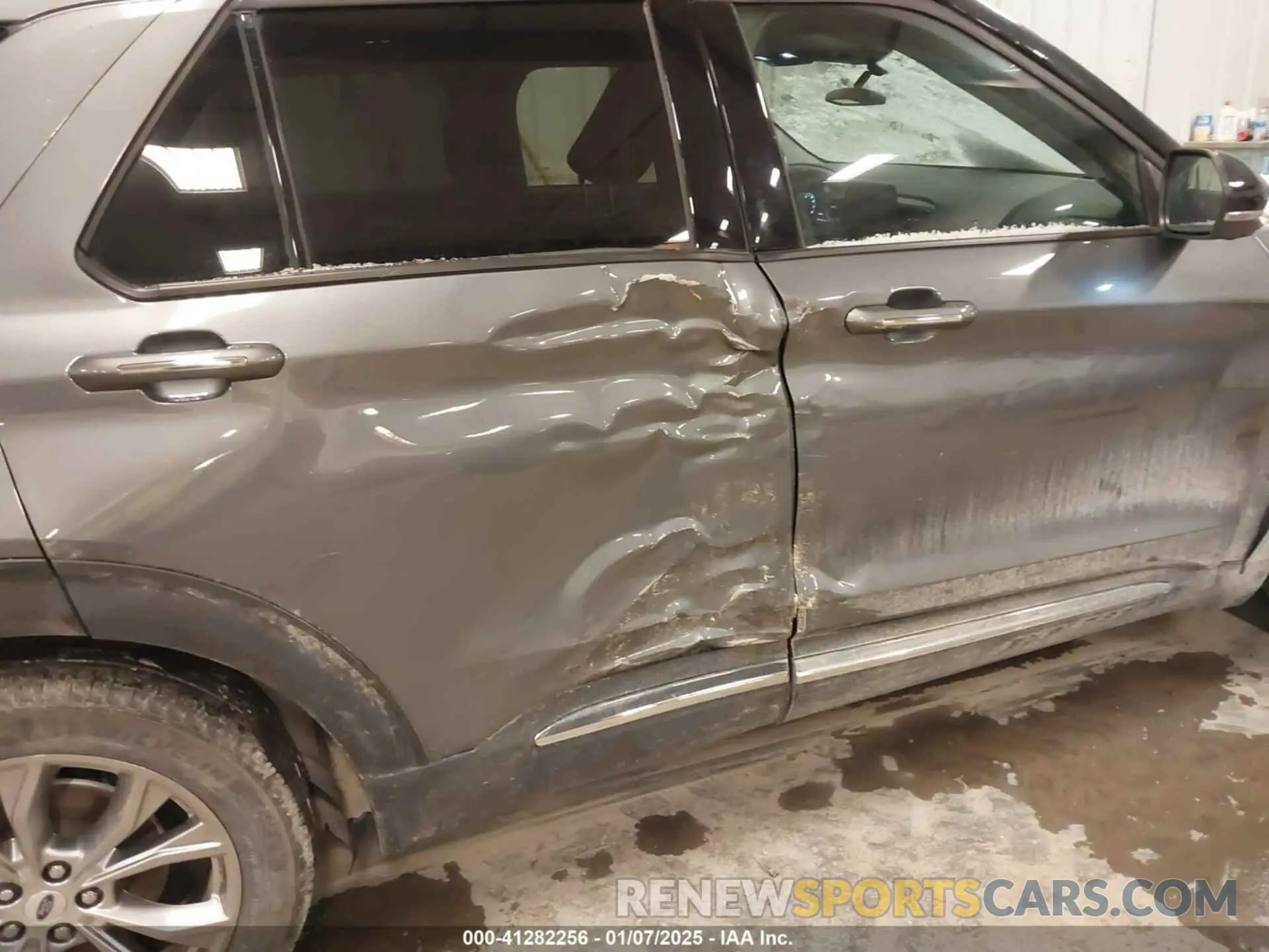 6 Photograph of a damaged car 1FMSK8FH6NGA44738 FORD EXPLORER 2022