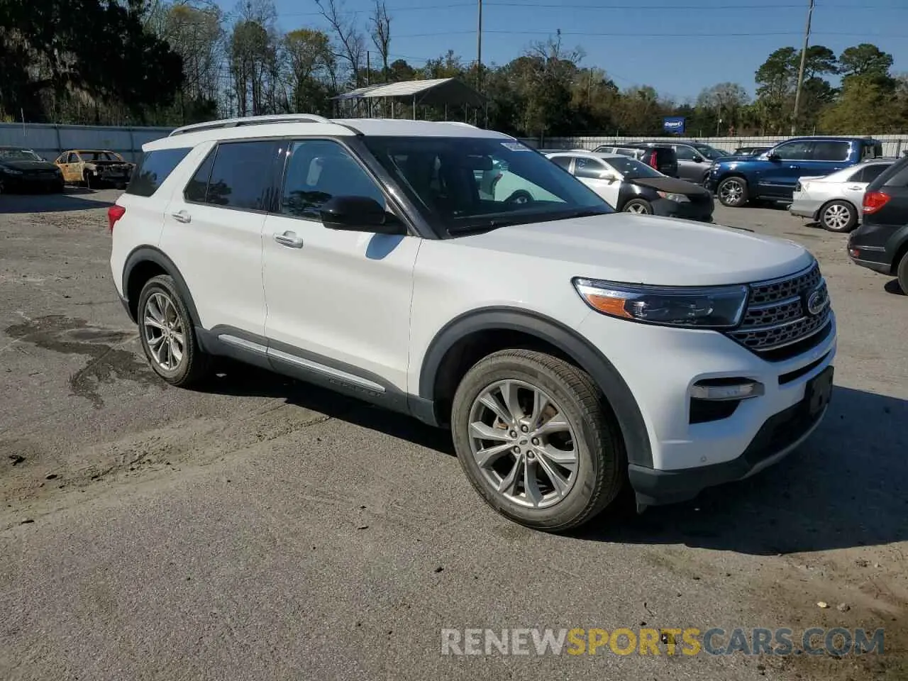 4 Photograph of a damaged car 1FMSK8FH6NGA51396 FORD EXPLORER 2022