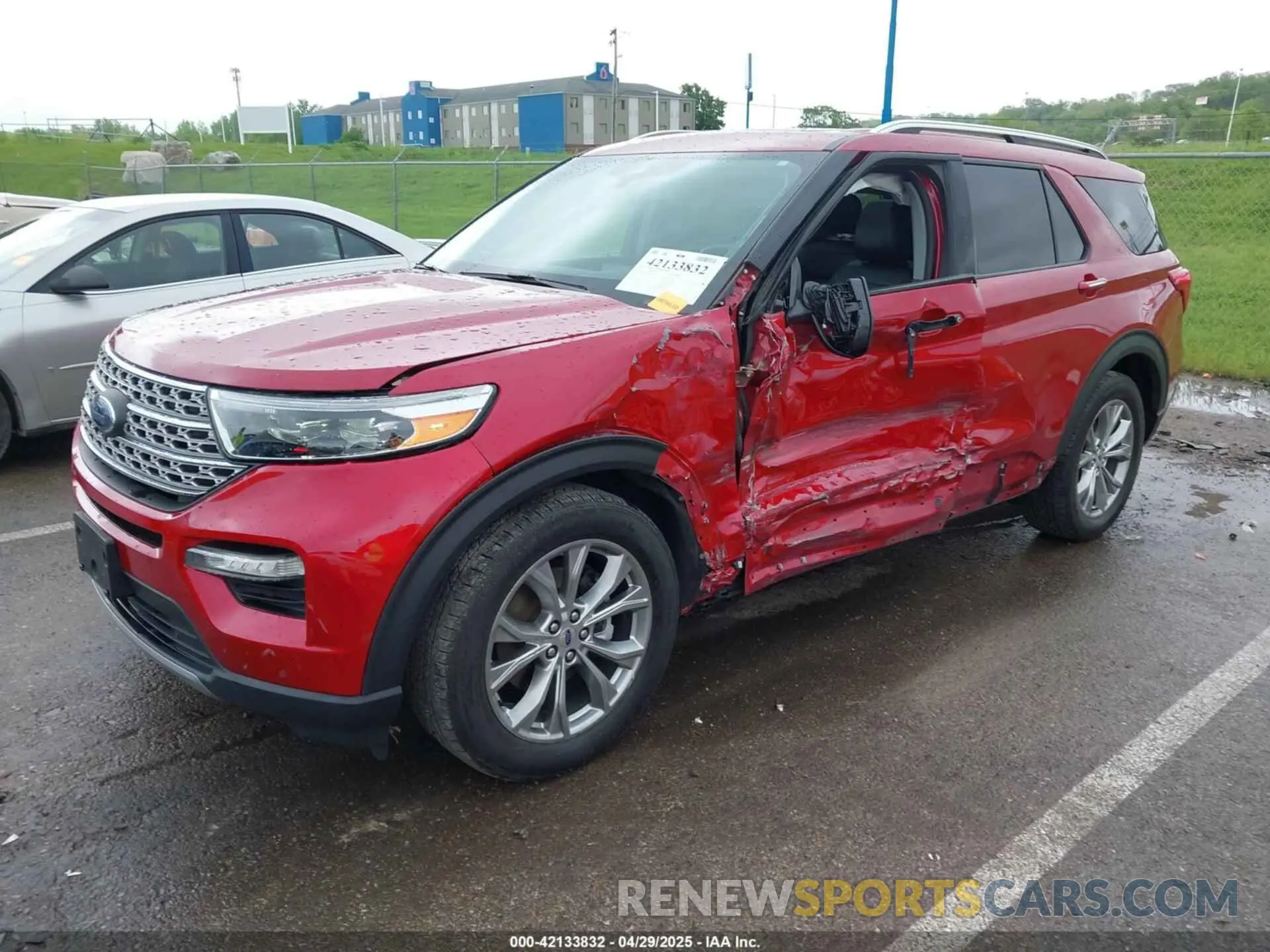 2 Photograph of a damaged car 1FMSK8FH7NGA80373 FORD EXPLORER 2022