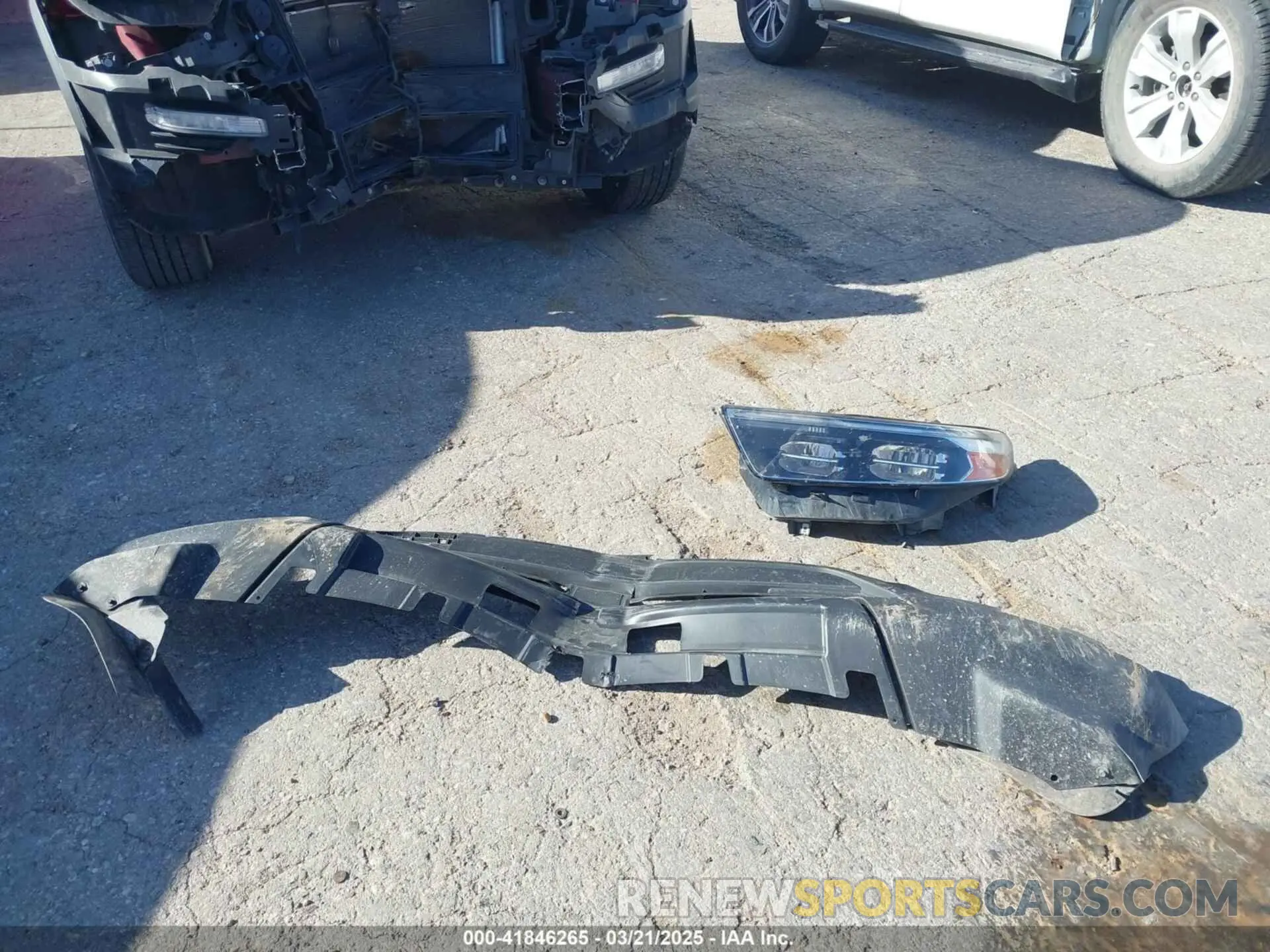 12 Photograph of a damaged car 1FMSK8FH7NGB78268 FORD EXPLORER 2022
