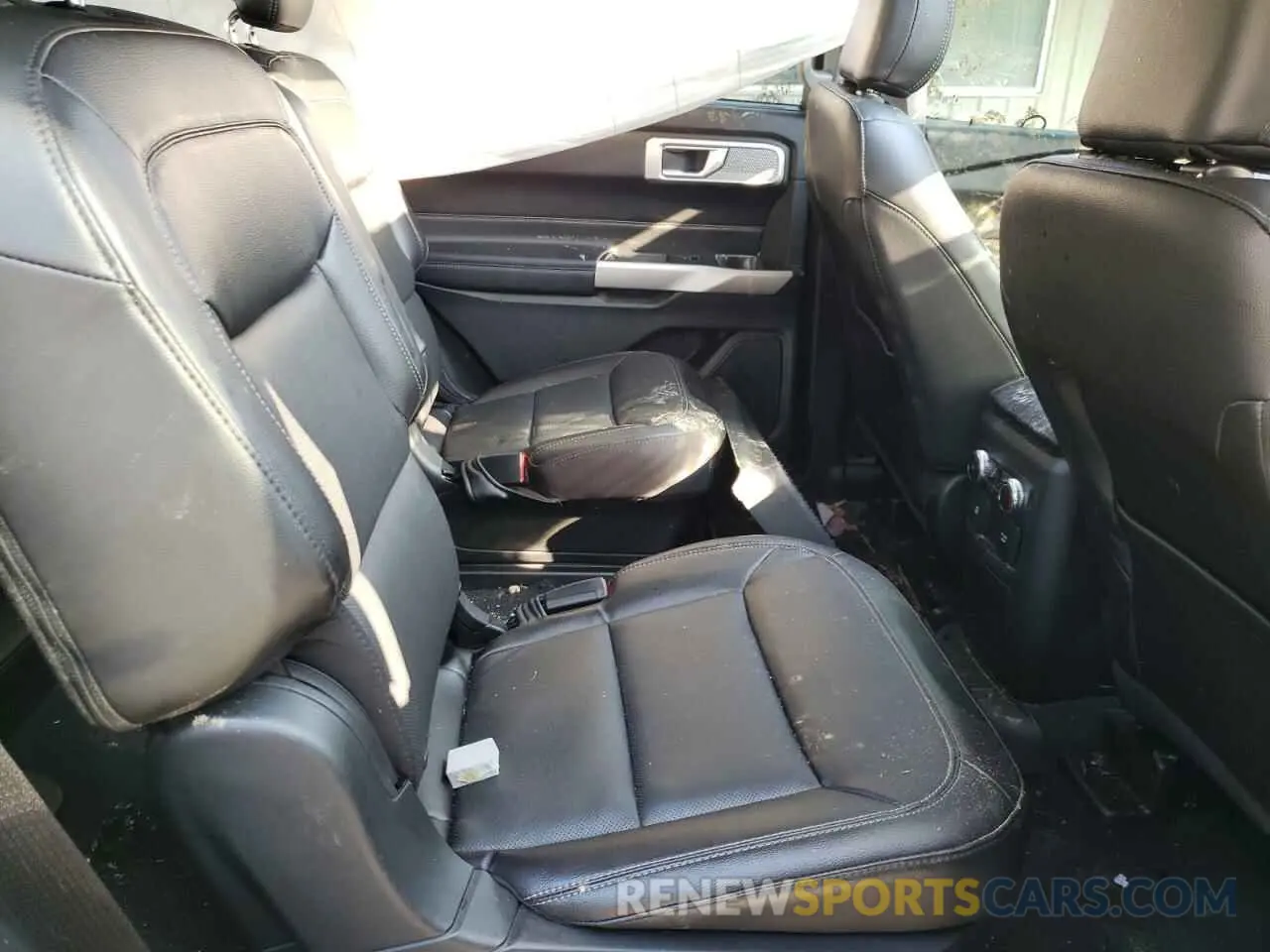11 Photograph of a damaged car 1FMSK8FHXNGB83433 FORD EXPLORER 2022