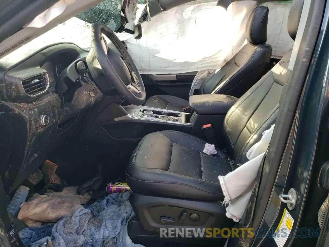 7 Photograph of a damaged car 1FMSK8FHXNGB83433 FORD EXPLORER 2022