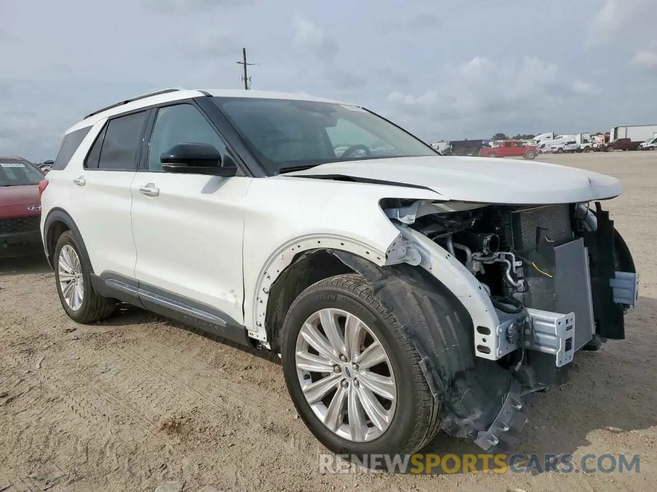 4 Photograph of a damaged car 1FMSK8FHXNGB89846 FORD EXPLORER 2022