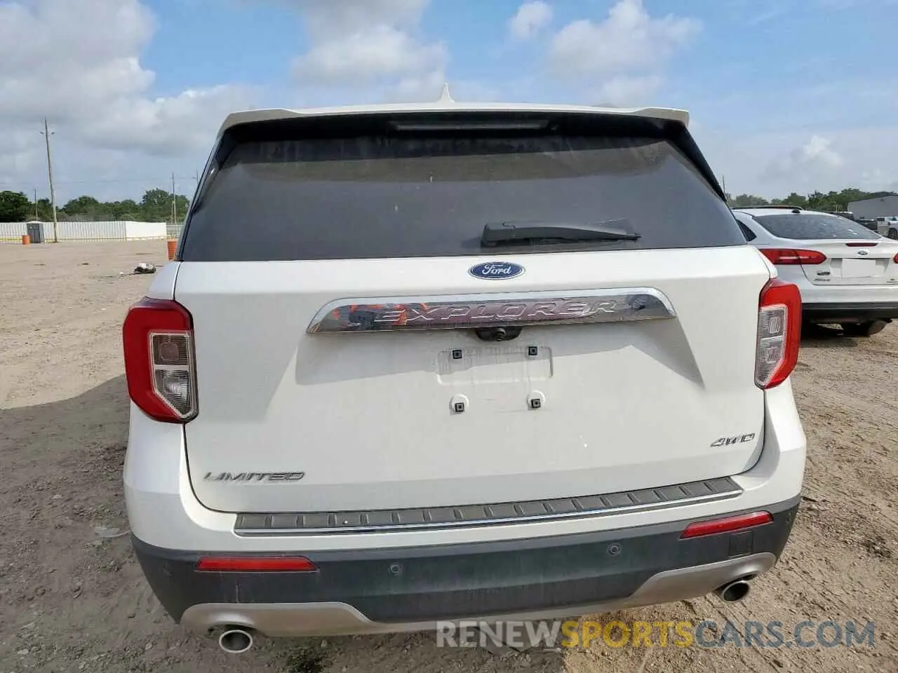 6 Photograph of a damaged car 1FMSK8FHXNGB89846 FORD EXPLORER 2022