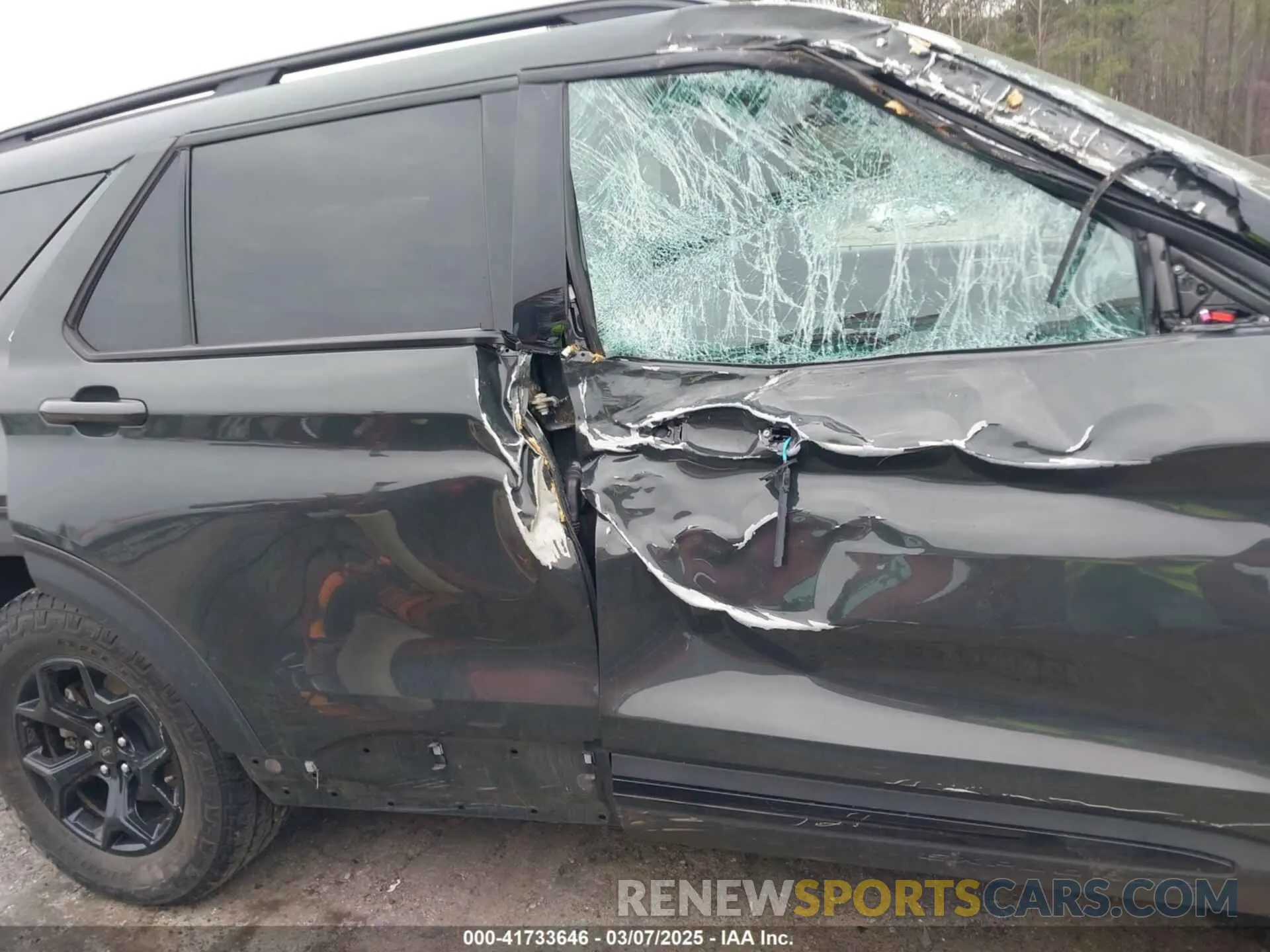 14 Photograph of a damaged car 1FMSK8JH1NGC40044 FORD EXPLORER 2022