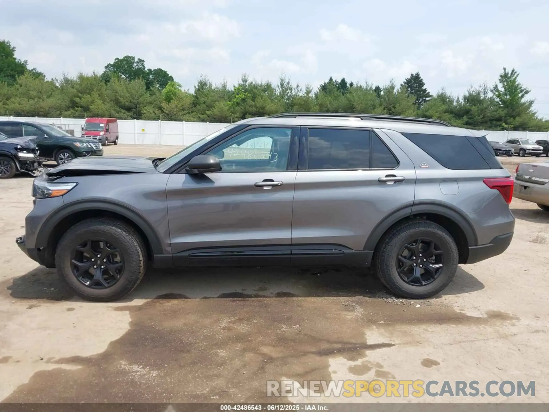 14 Photograph of a damaged car 1FMSK8JH2NGB14193 FORD EXPLORER 2022