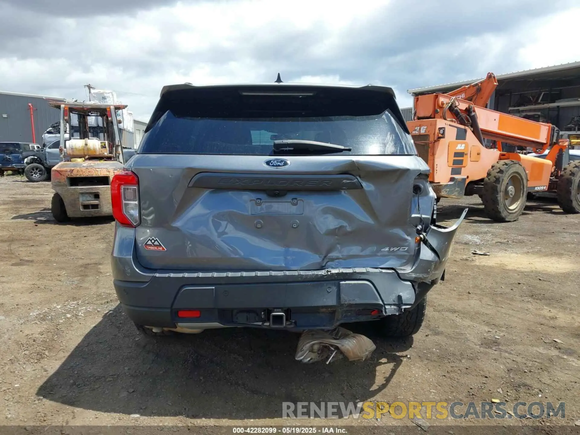 16 Photograph of a damaged car 1FMSK8JH4NGB87078 FORD EXPLORER 2022