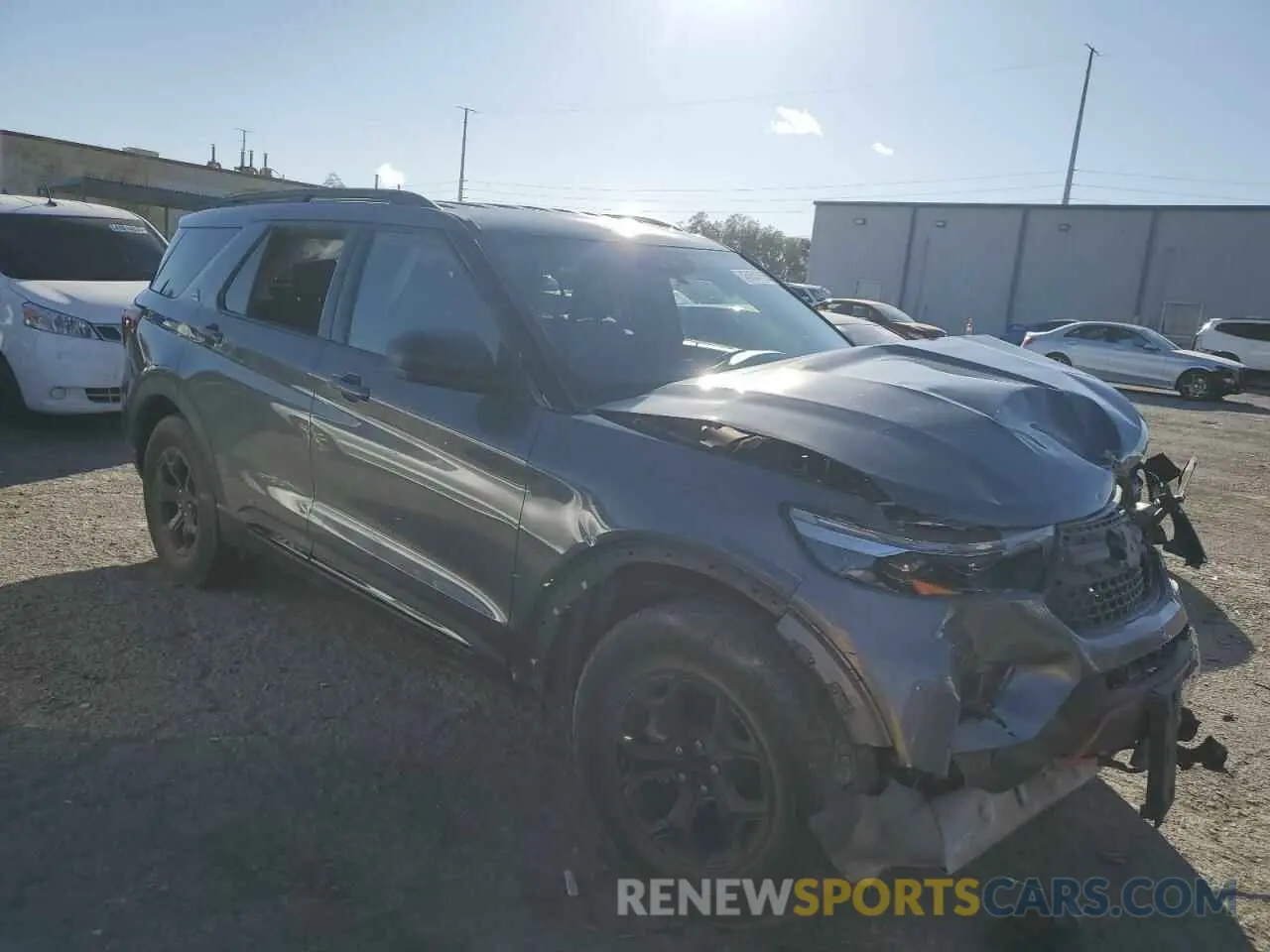4 Photograph of a damaged car 1FMSK8JH5NGB25009 FORD EXPLORER 2022