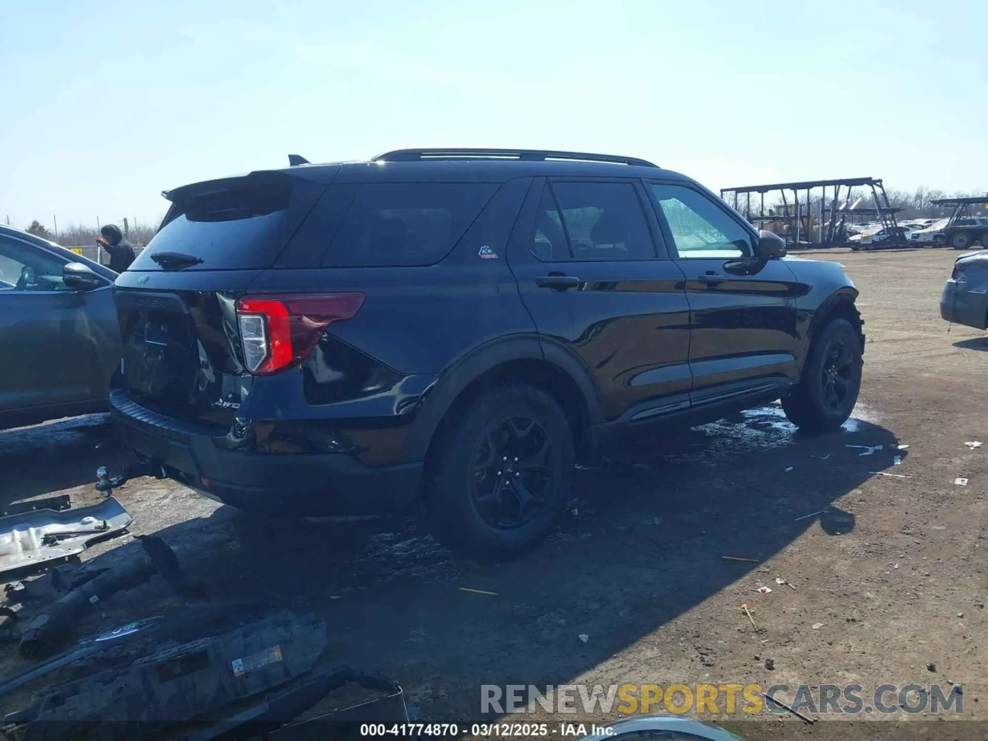 4 Photograph of a damaged car 1FMSK8JH7NGB10365 FORD EXPLORER 2022