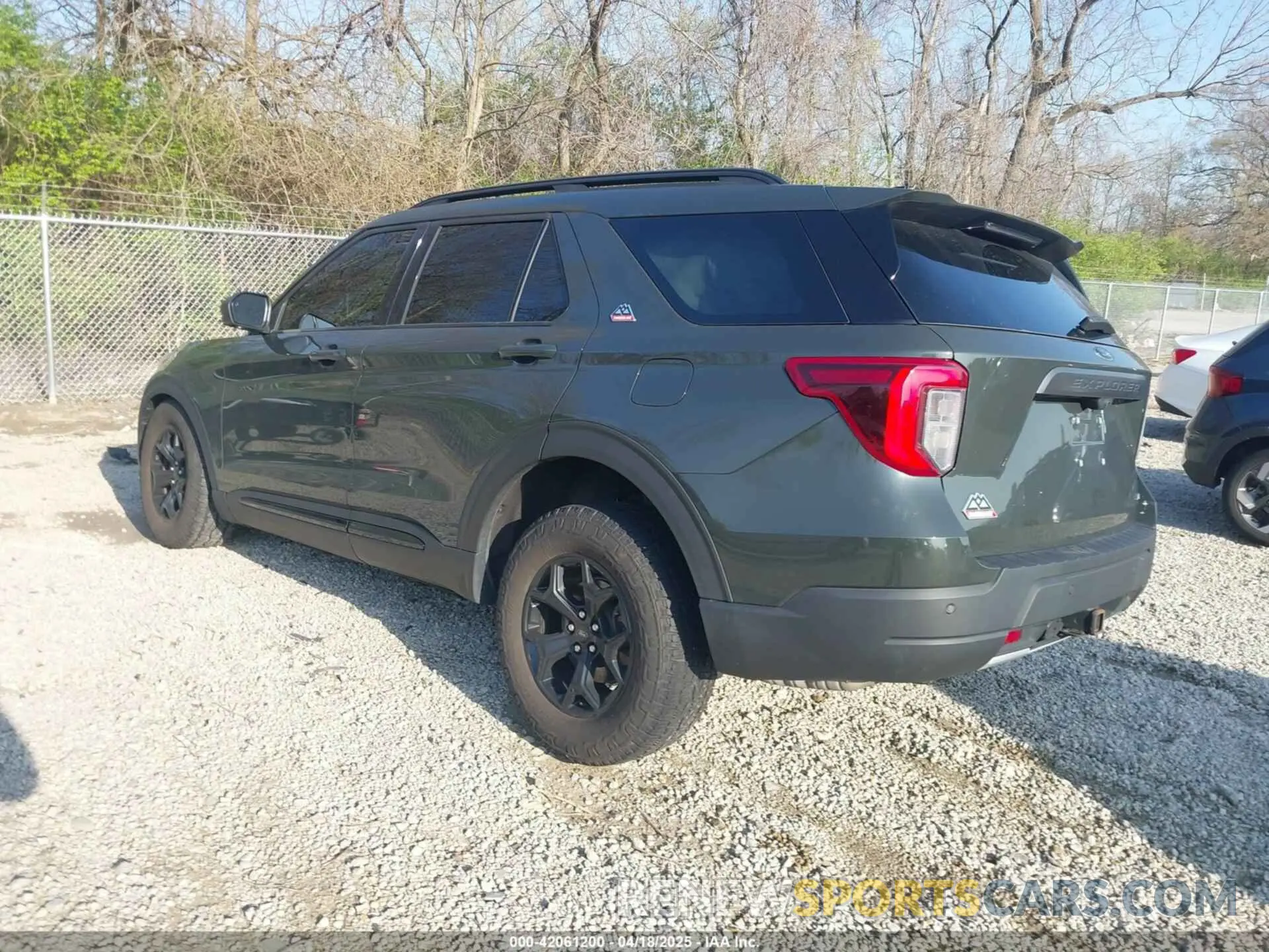 3 Photograph of a damaged car 1FMSK8JH7NGC18033 FORD EXPLORER 2022