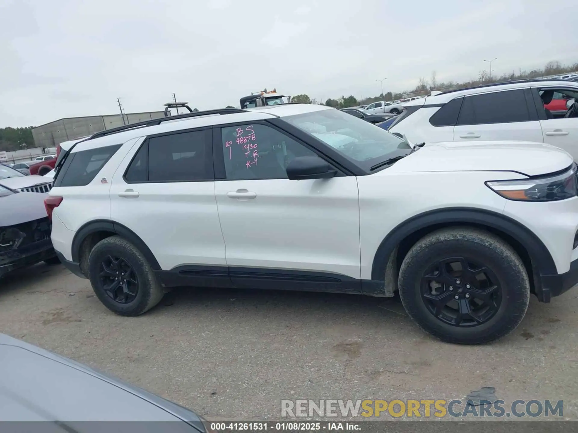 13 Photograph of a damaged car 1FMSK8JH7NGC49654 FORD EXPLORER 2022