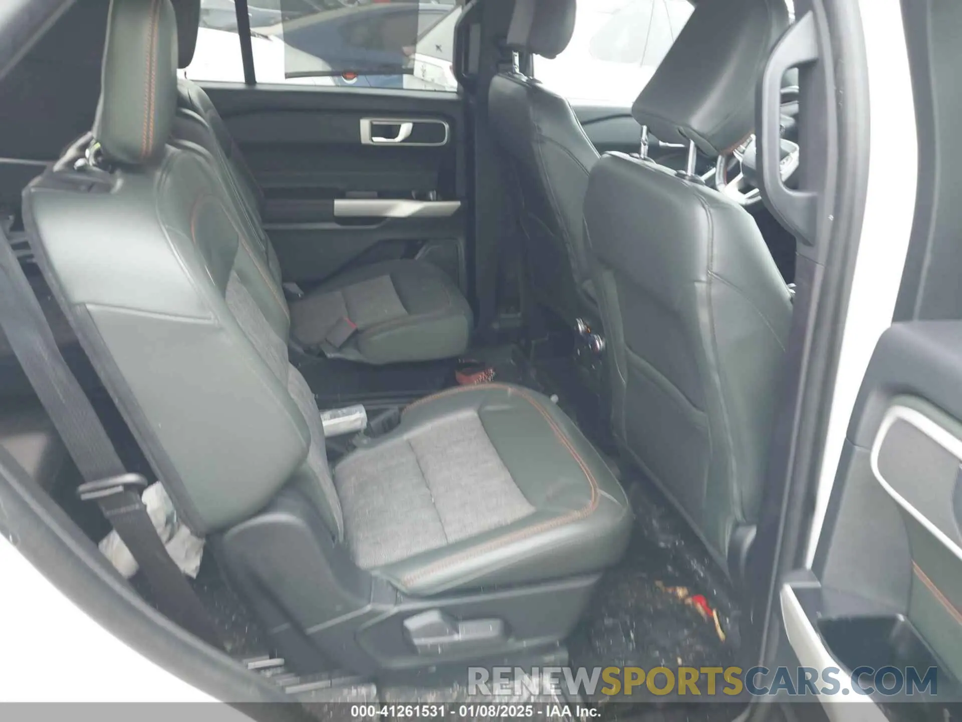 8 Photograph of a damaged car 1FMSK8JH7NGC49654 FORD EXPLORER 2022