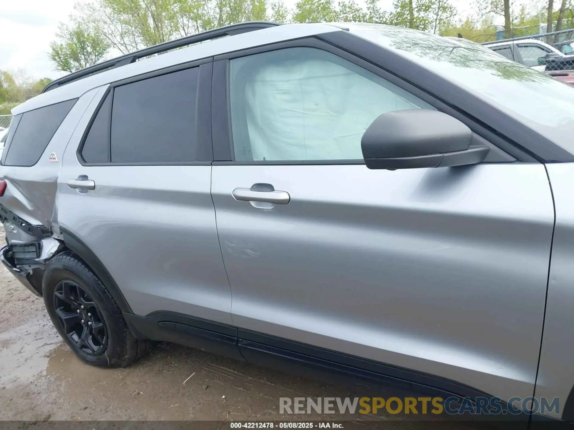 14 Photograph of a damaged car 1FMSK8JH8NGA73830 FORD EXPLORER 2022