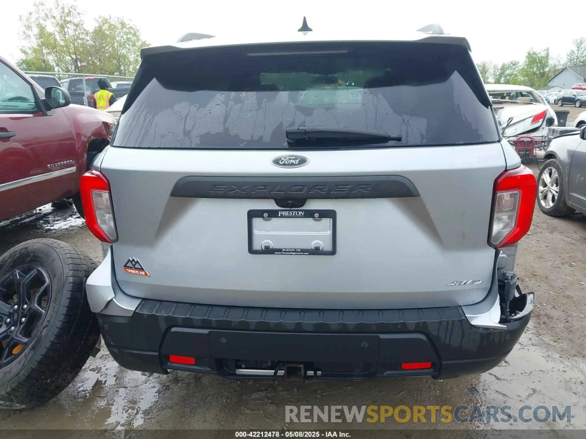 17 Photograph of a damaged car 1FMSK8JH8NGA73830 FORD EXPLORER 2022