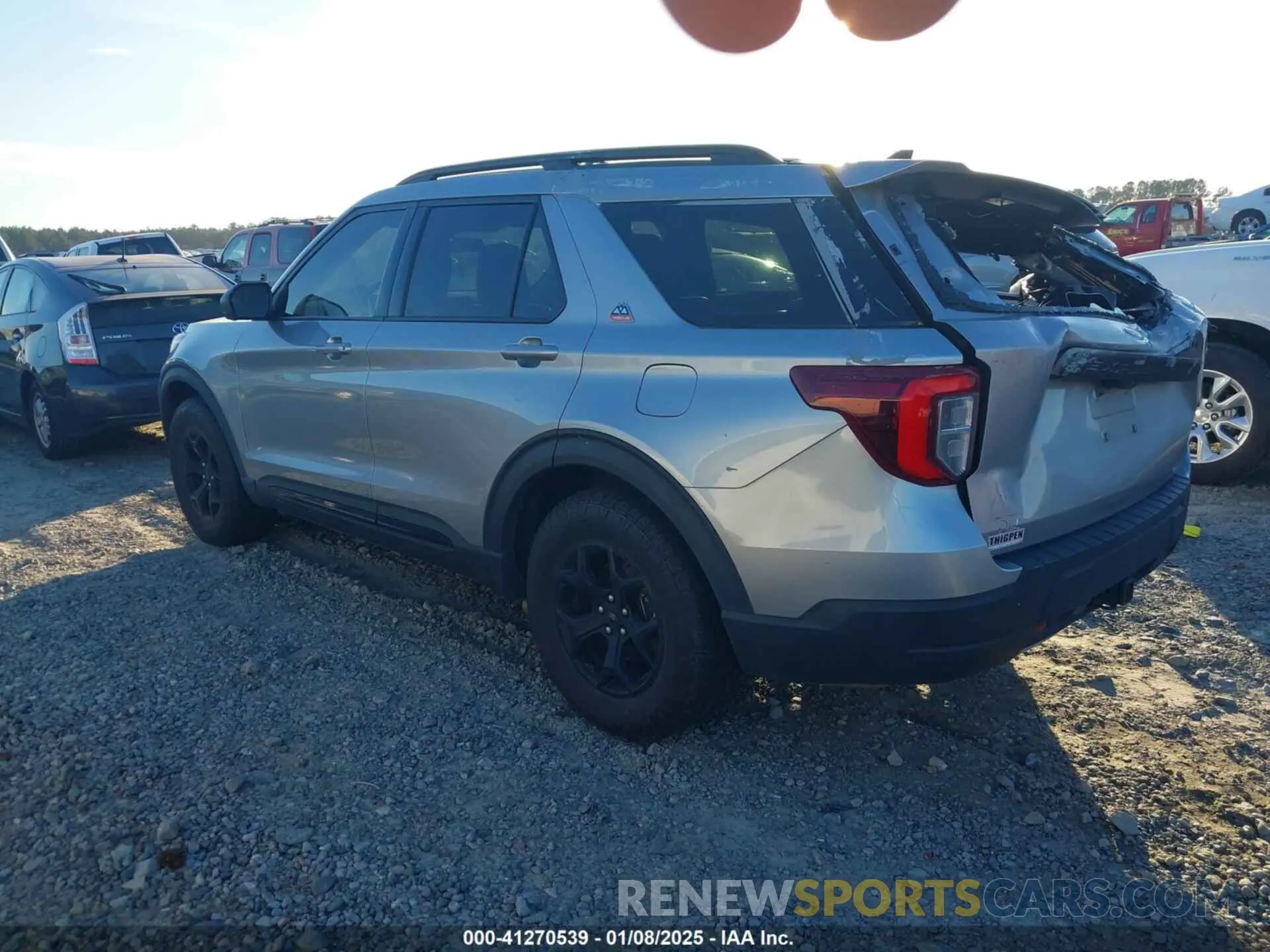 3 Photograph of a damaged car 1FMSK8JHXNGB66655 FORD EXPLORER 2022