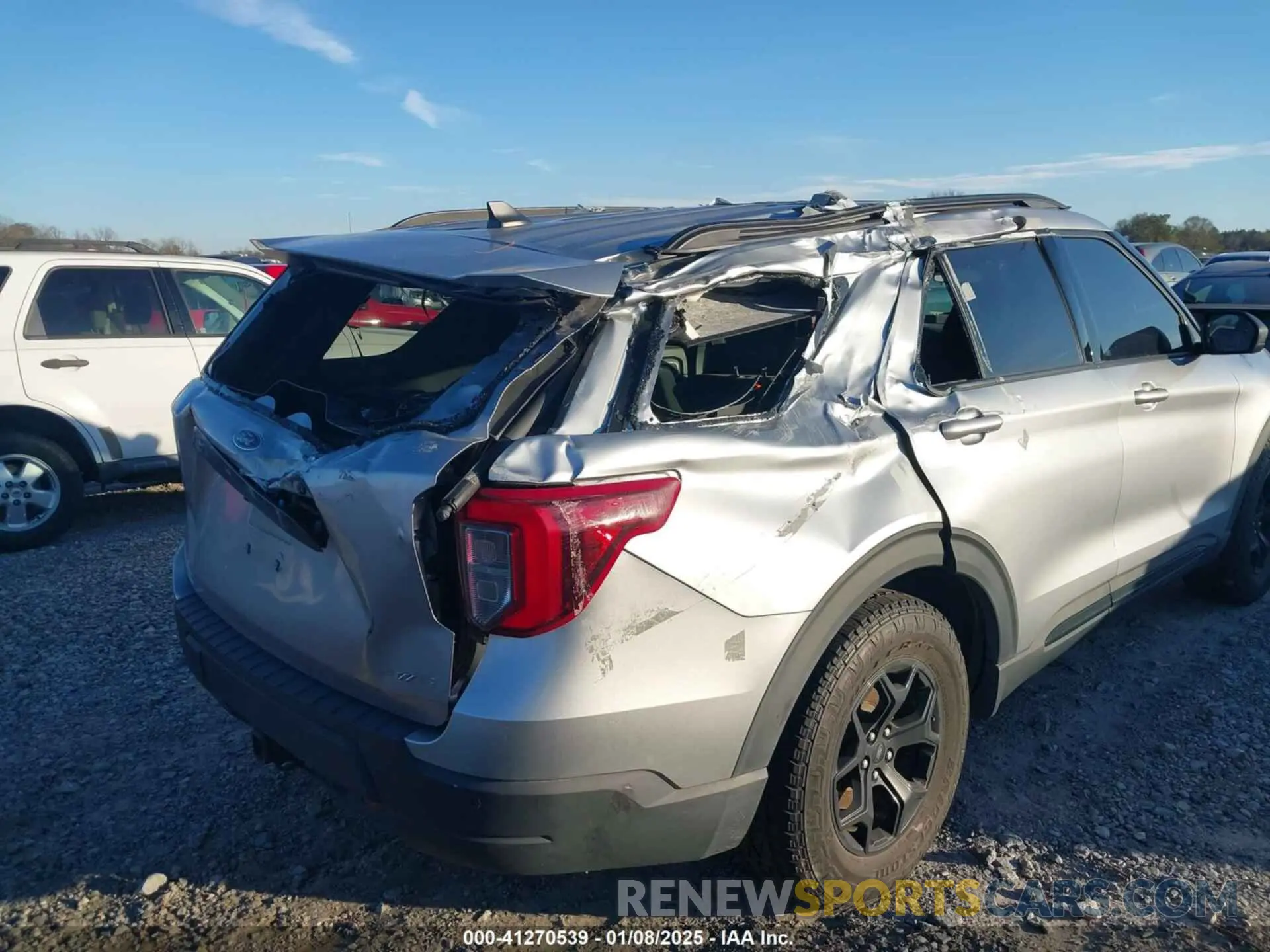 6 Photograph of a damaged car 1FMSK8JHXNGB66655 FORD EXPLORER 2022