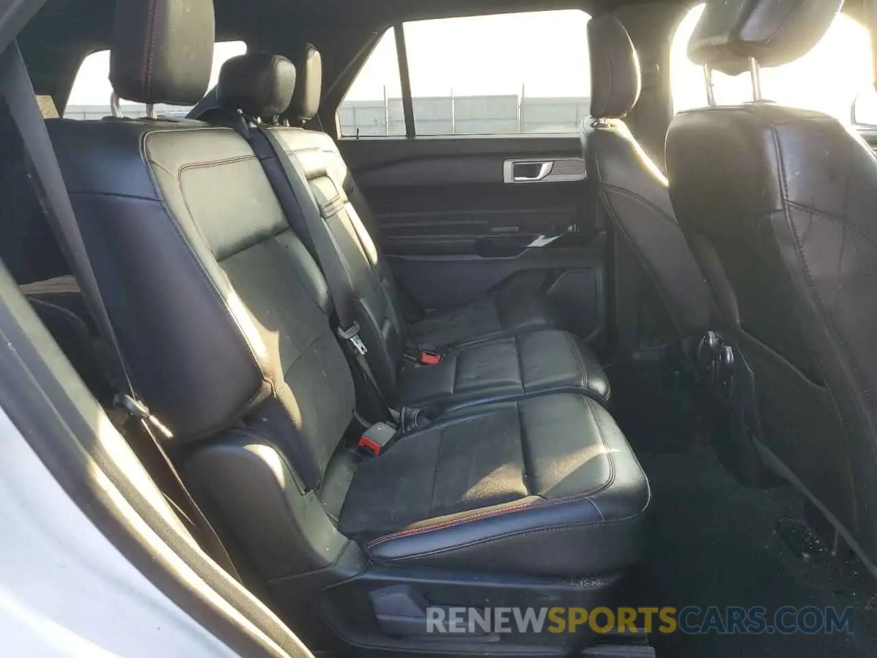 11 Photograph of a damaged car 1FMSK8KH4NGB21791 FORD EXPLORER 2022